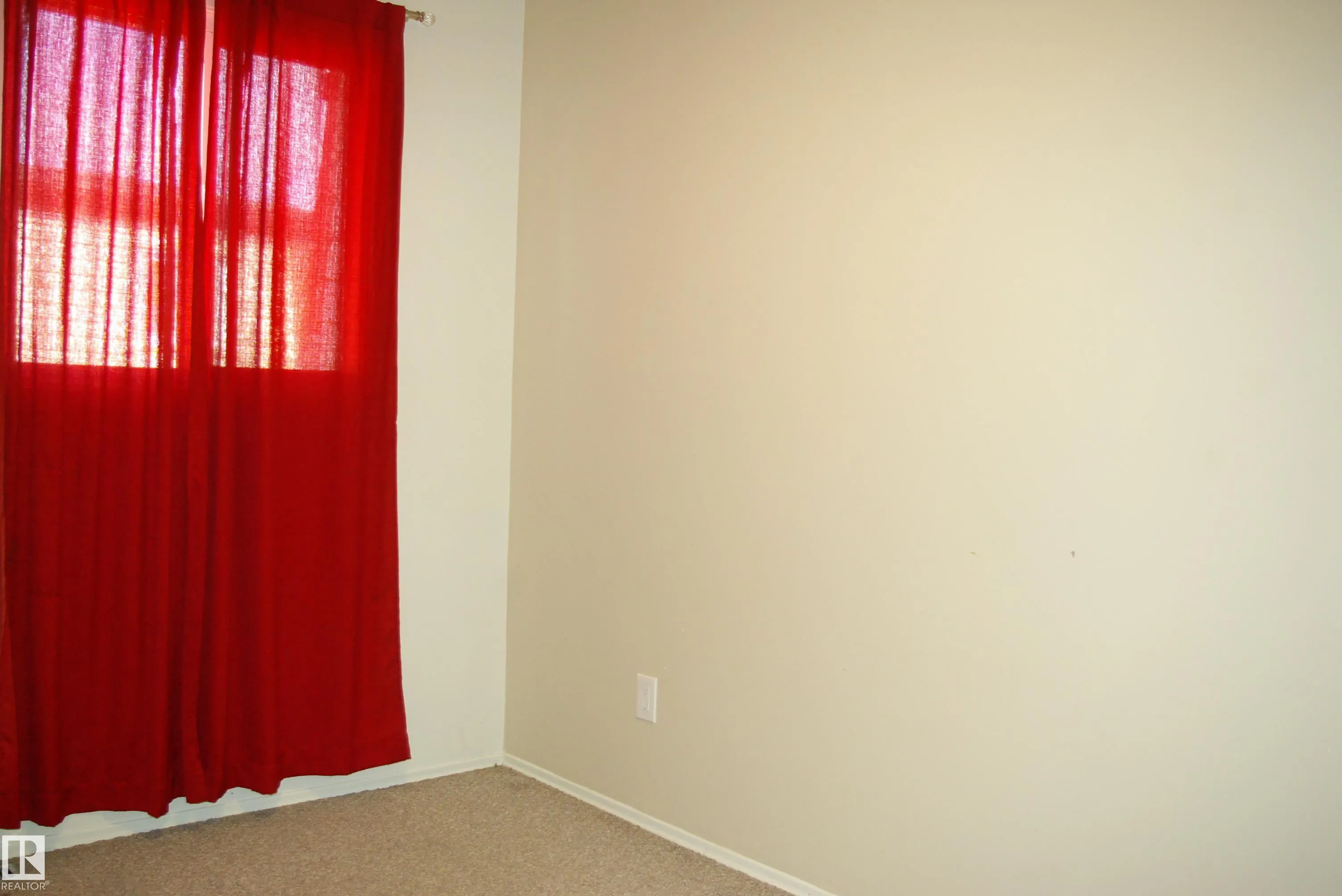 30 GREENFIELD Estates