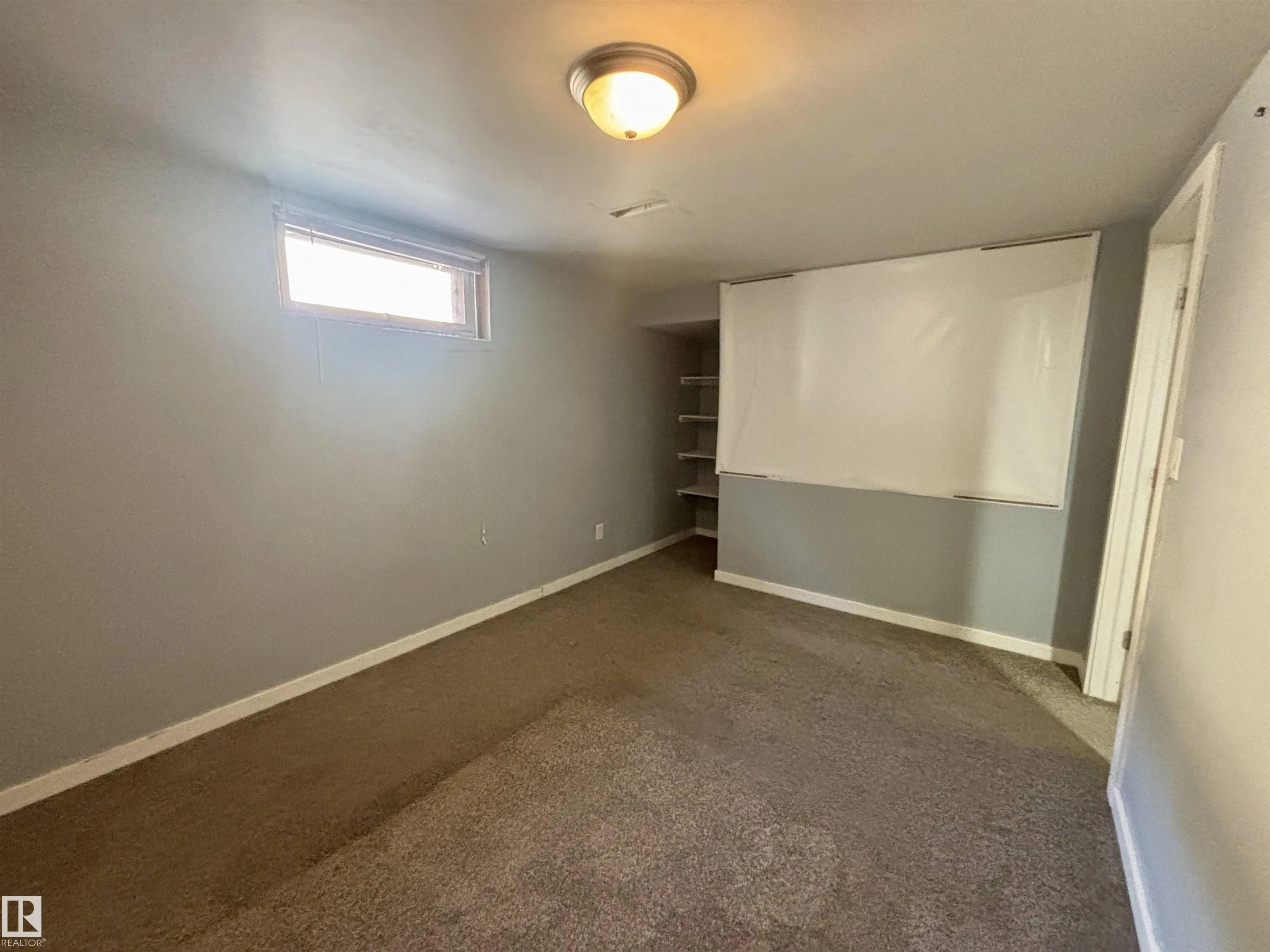 58 Menlo Crescent