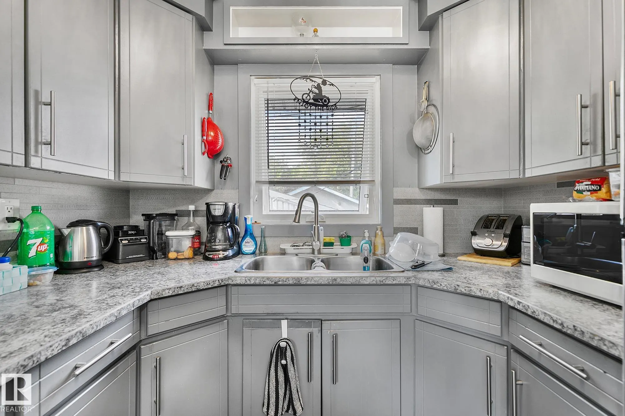 11844 ST ALBERT Trail