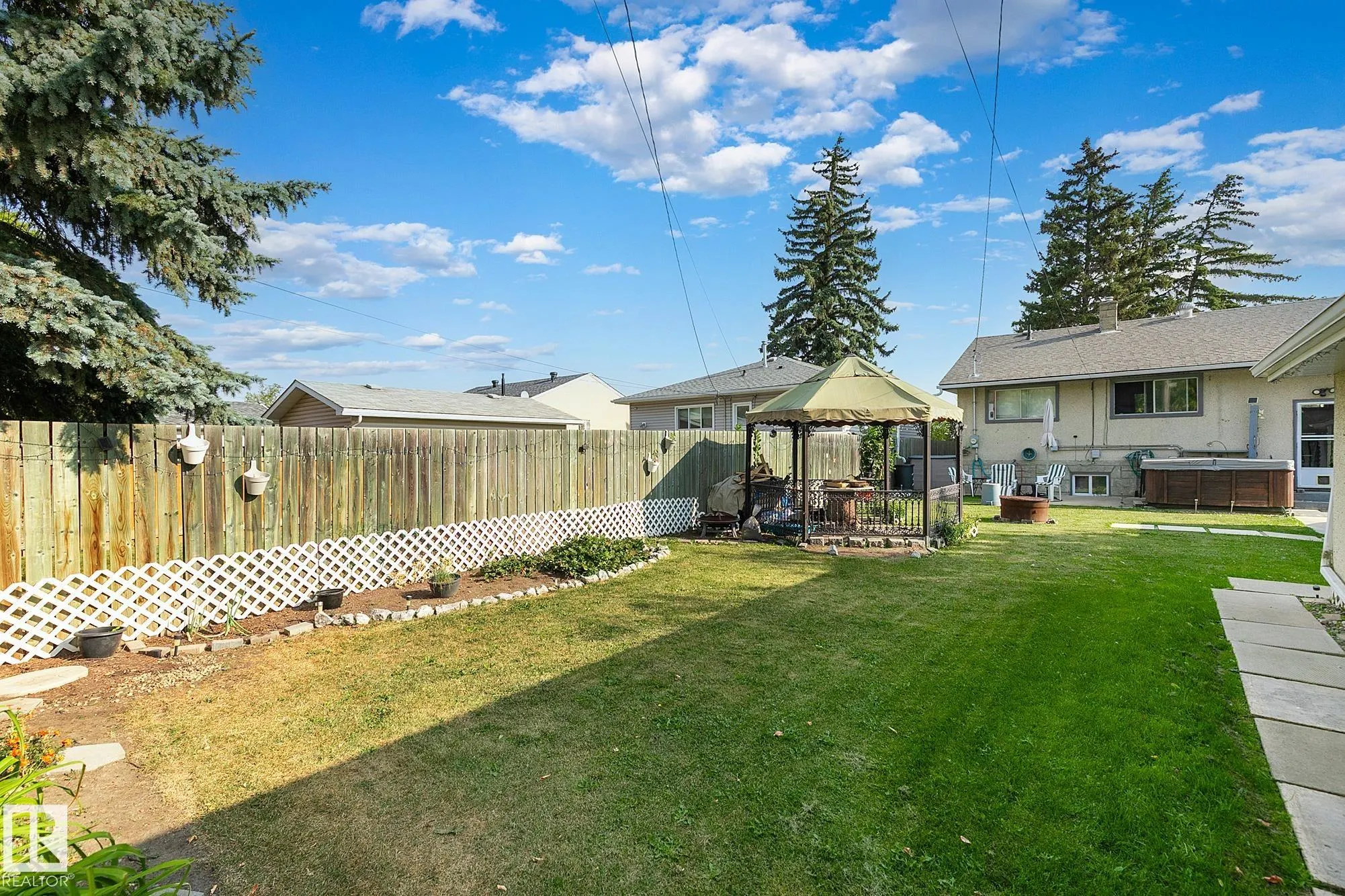 11844 ST ALBERT Trail