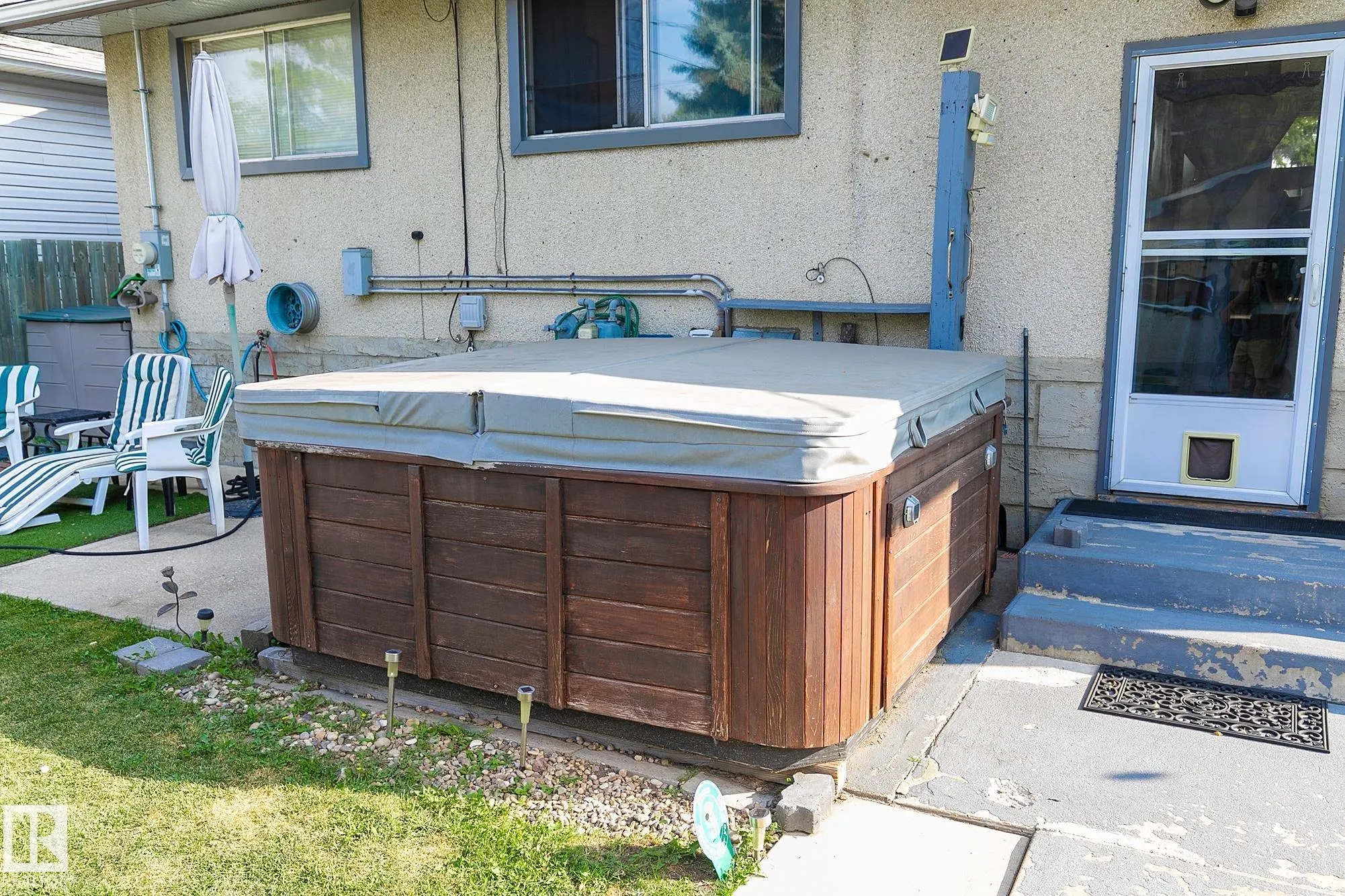 11844 ST ALBERT Trail