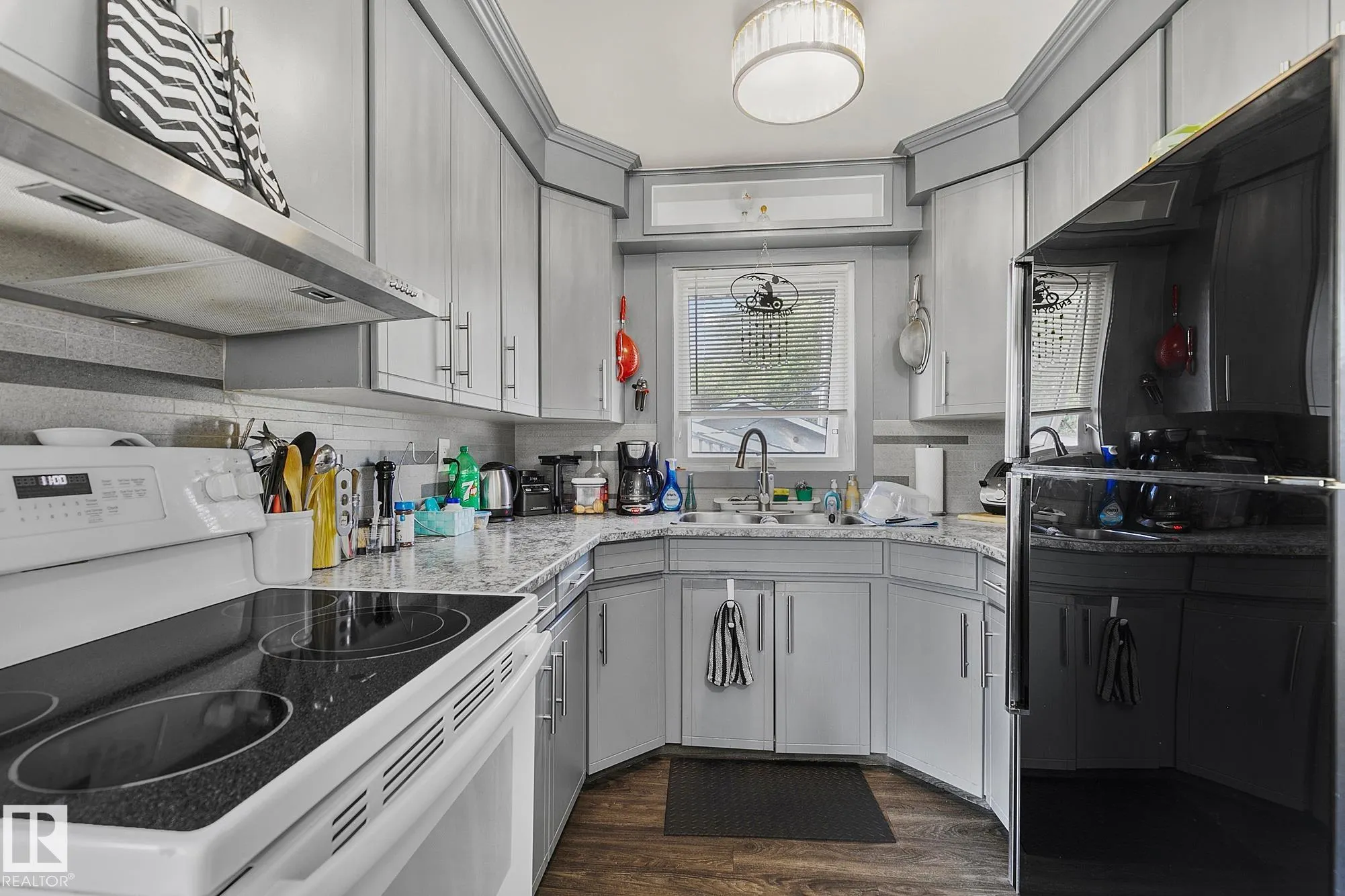 11844 ST ALBERT Trail