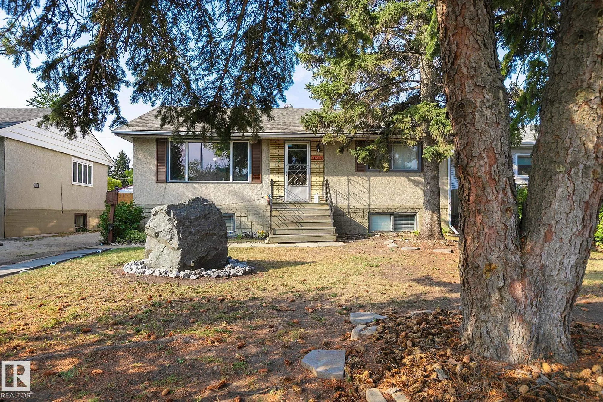 11844 ST ALBERT Trail