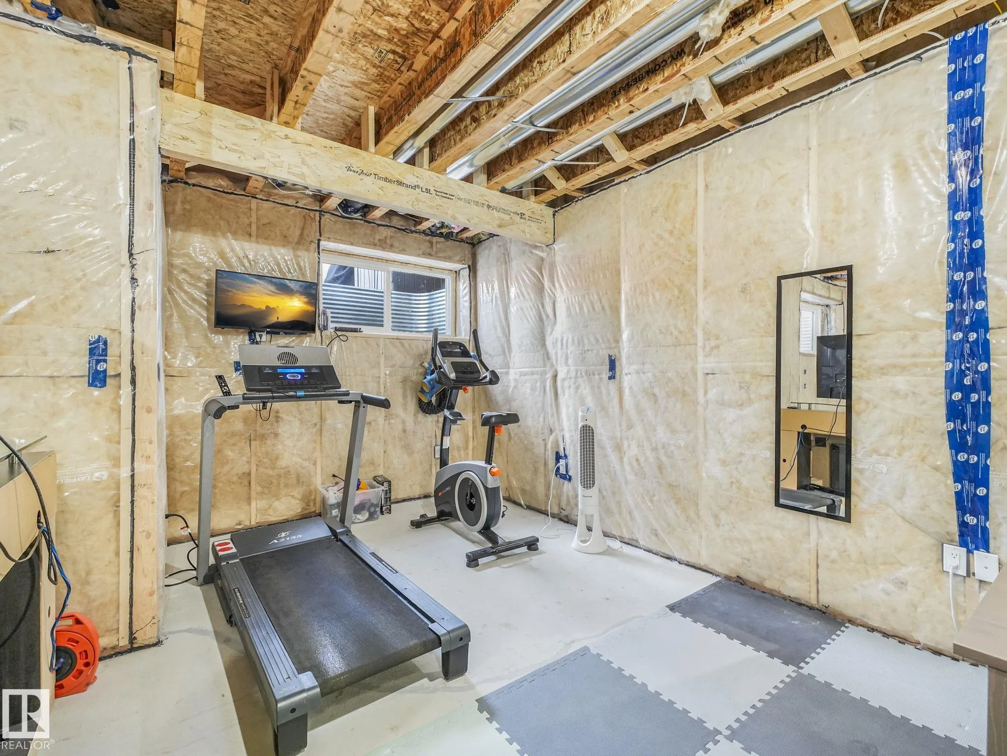 111 BLUFF Cove