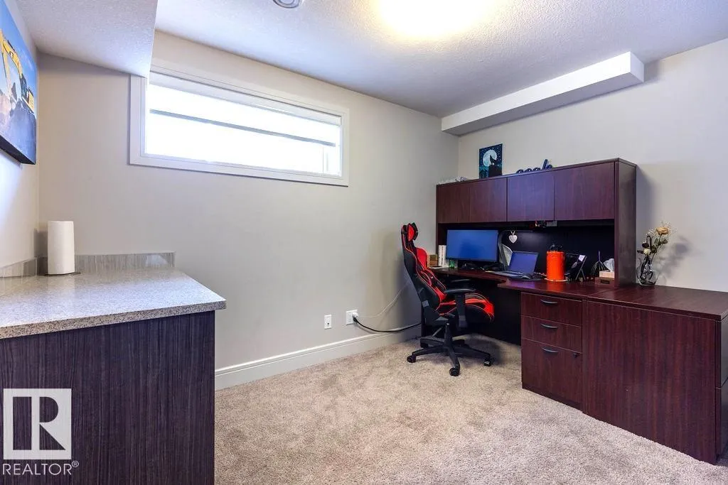 3607 HUMMINGBIRD Way