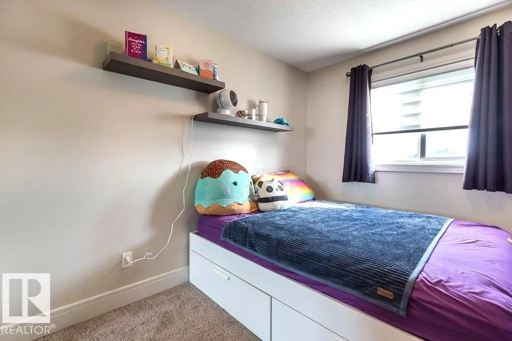 3607 HUMMINGBIRD Way