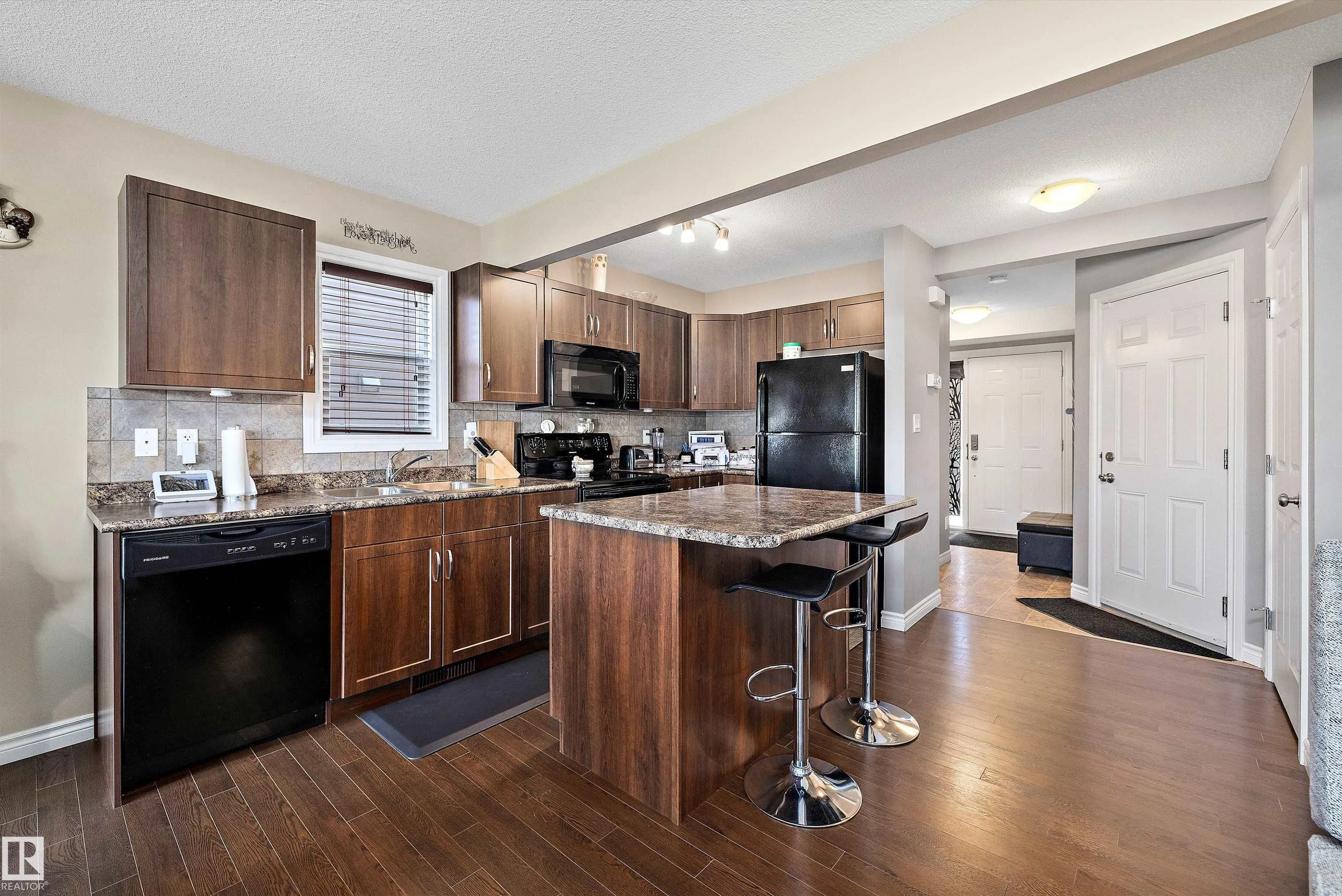 85 SPRUCE VILLAGE DR Drive