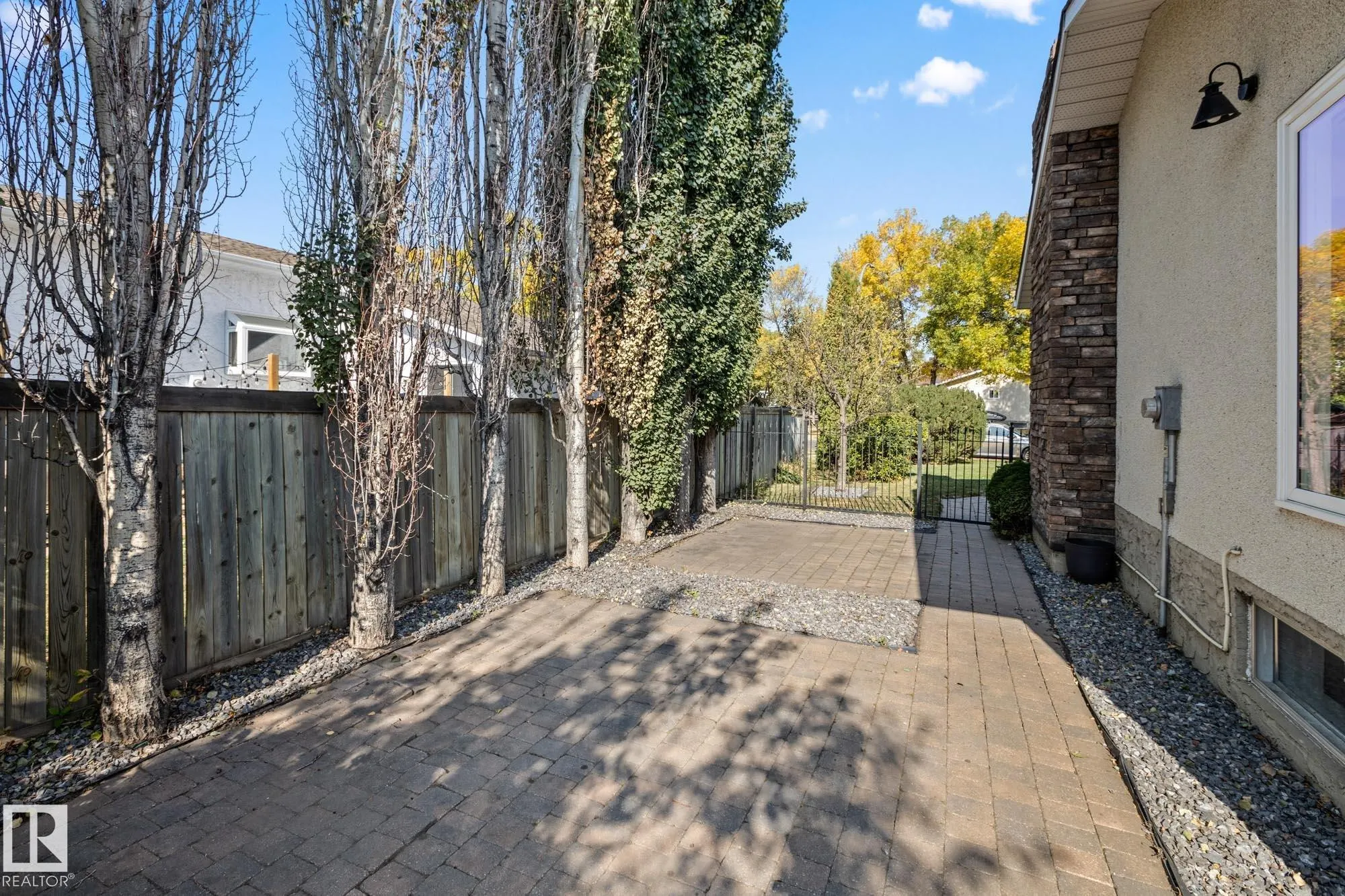 54 LAROSE Drive