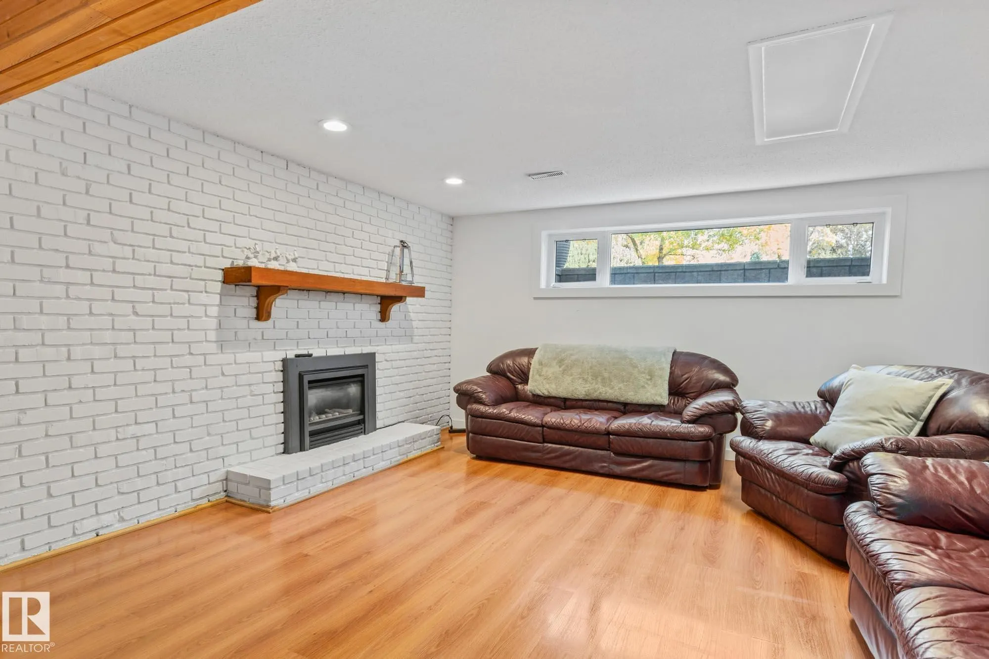 54 LAROSE Drive