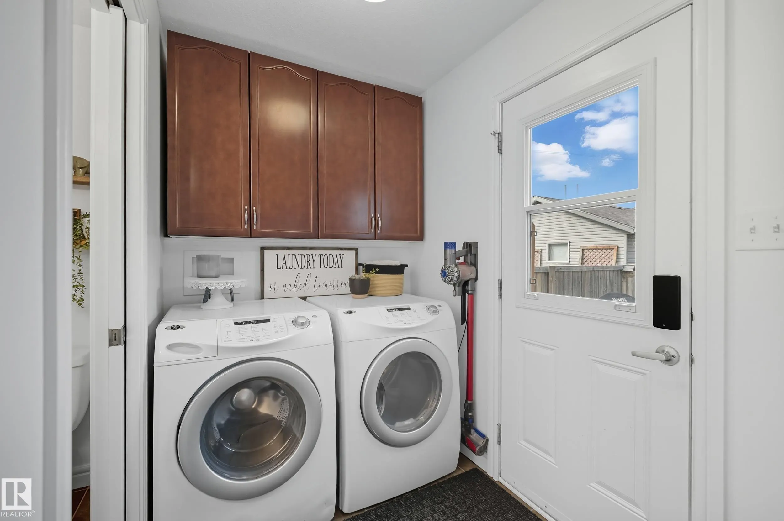 254 SUNCREST Road