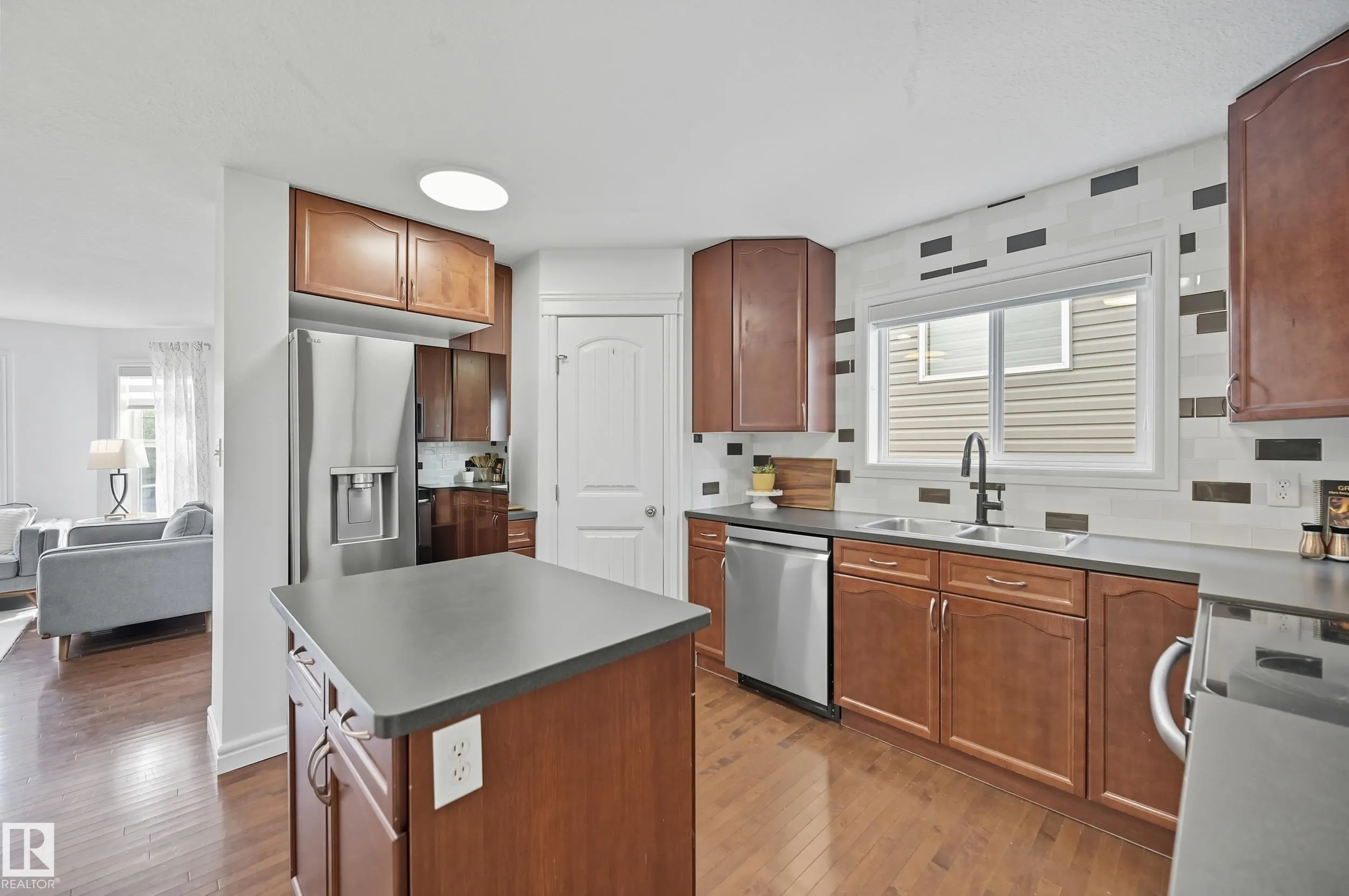 254 SUNCREST Road