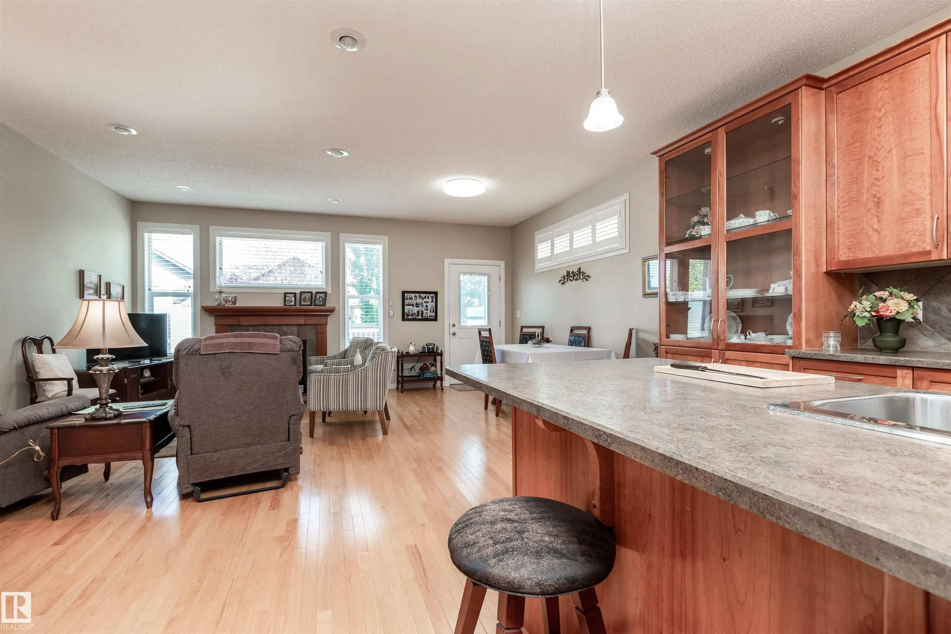 287 RIDGELAND Crescent