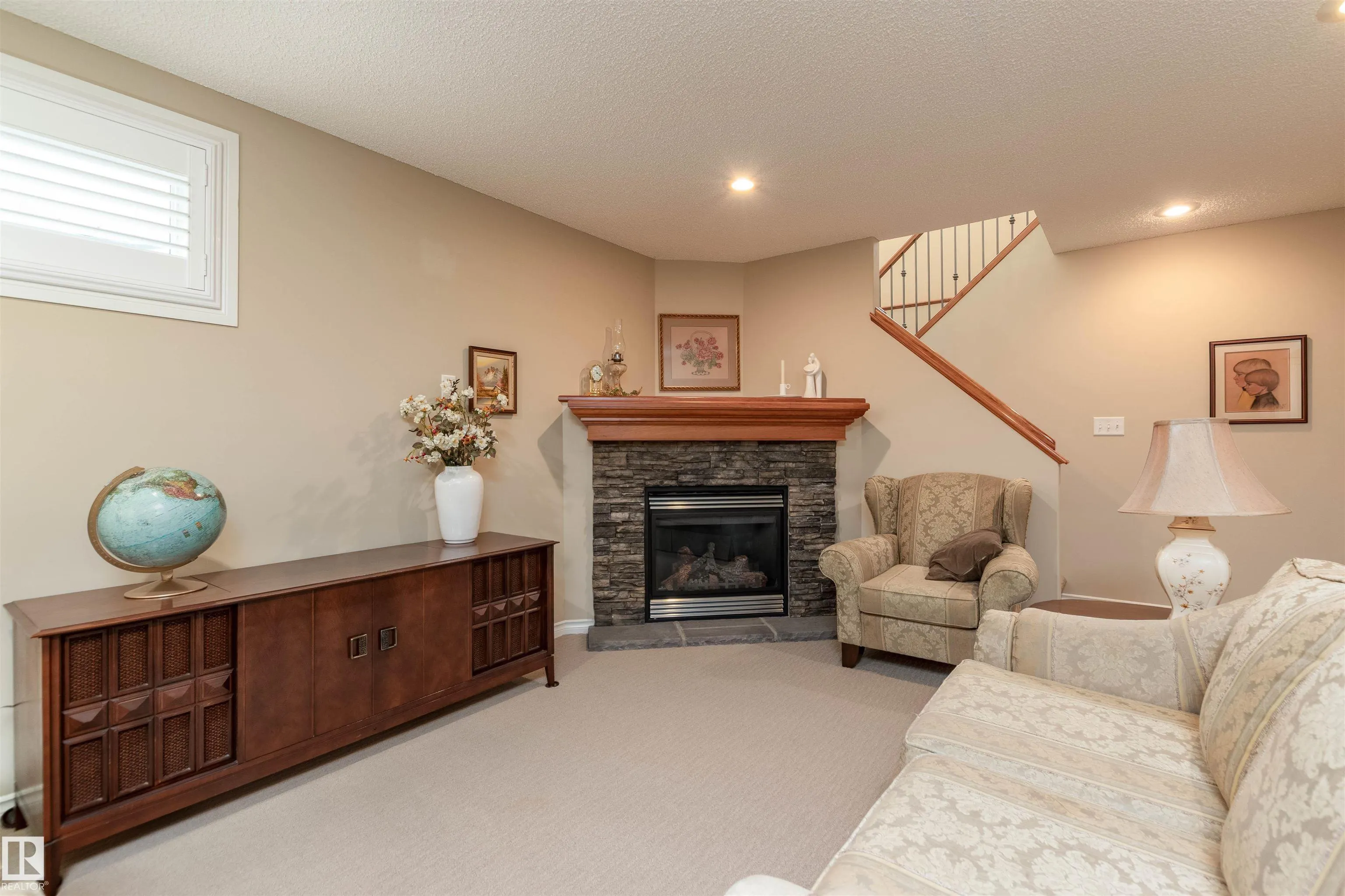 287 RIDGELAND Crescent