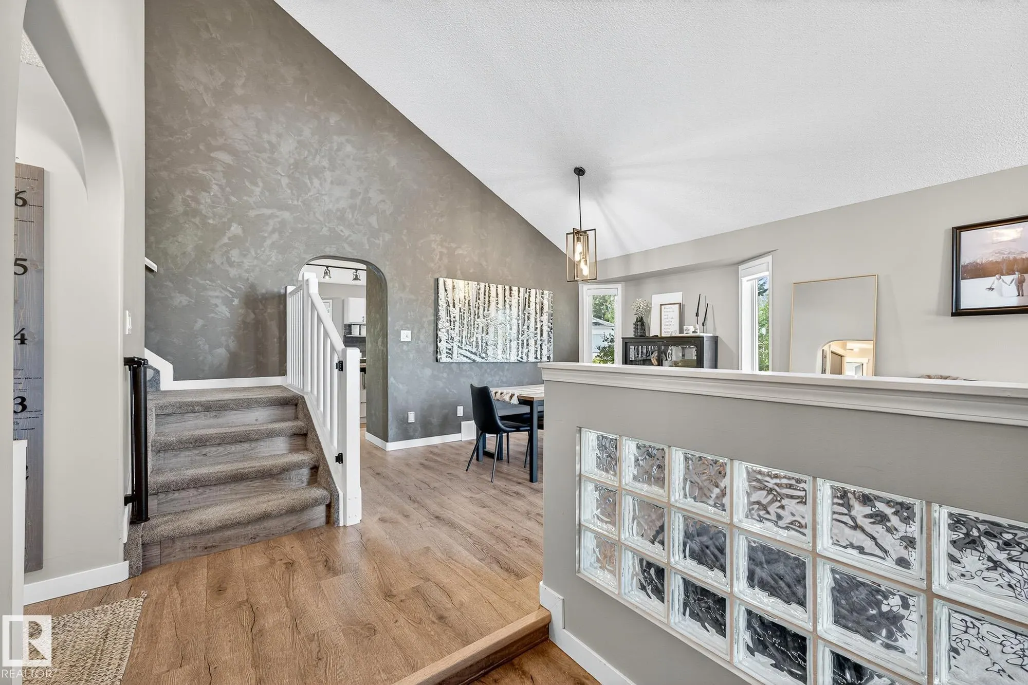 250 NORWICH Bay