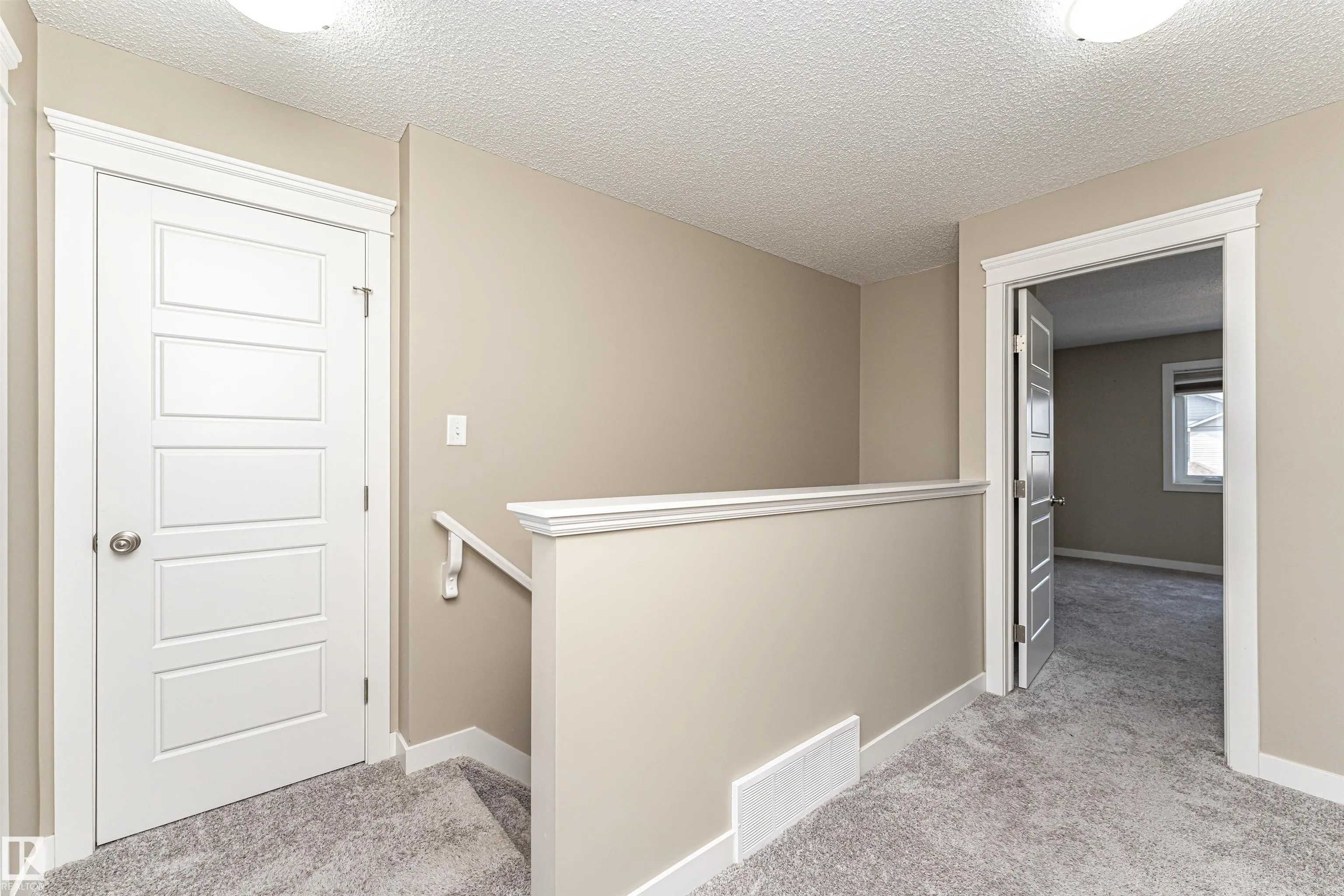 17712 64 st