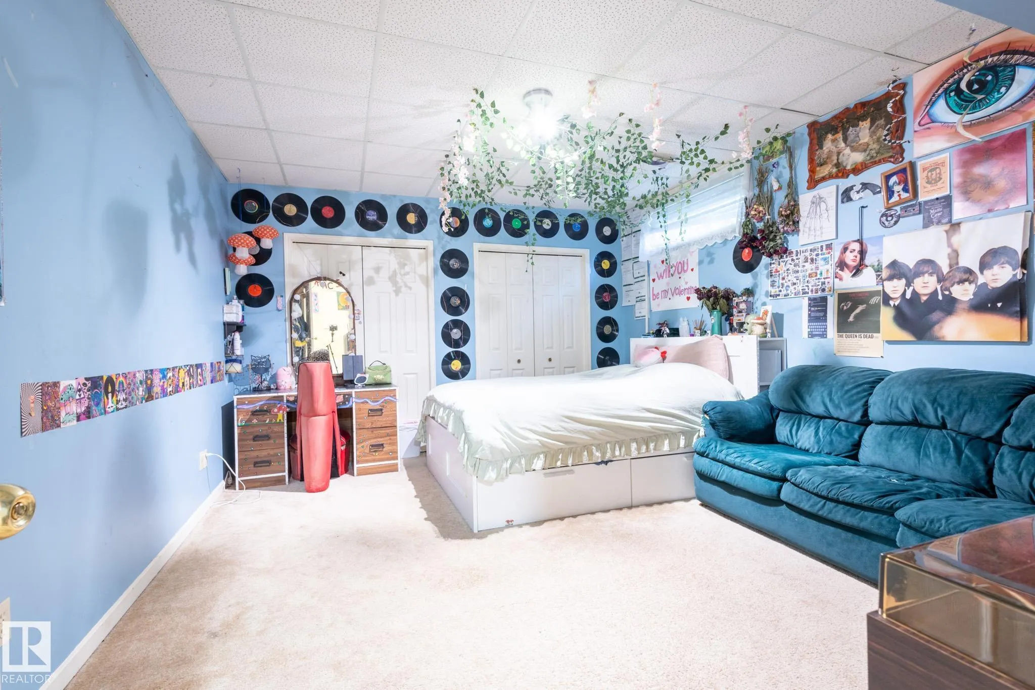 410 OLSEN Close