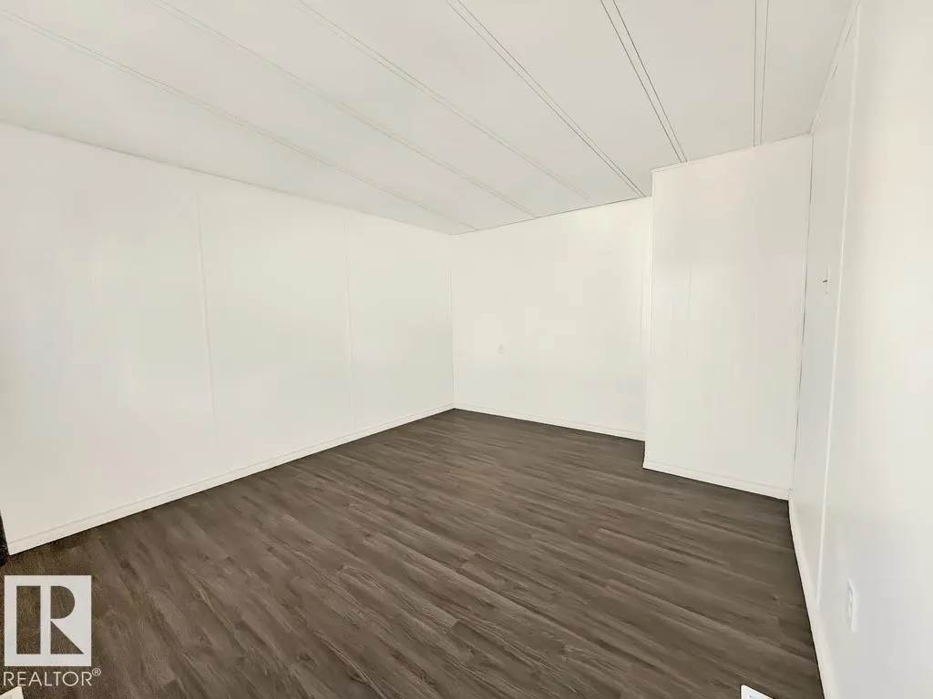305 Calahoo Road