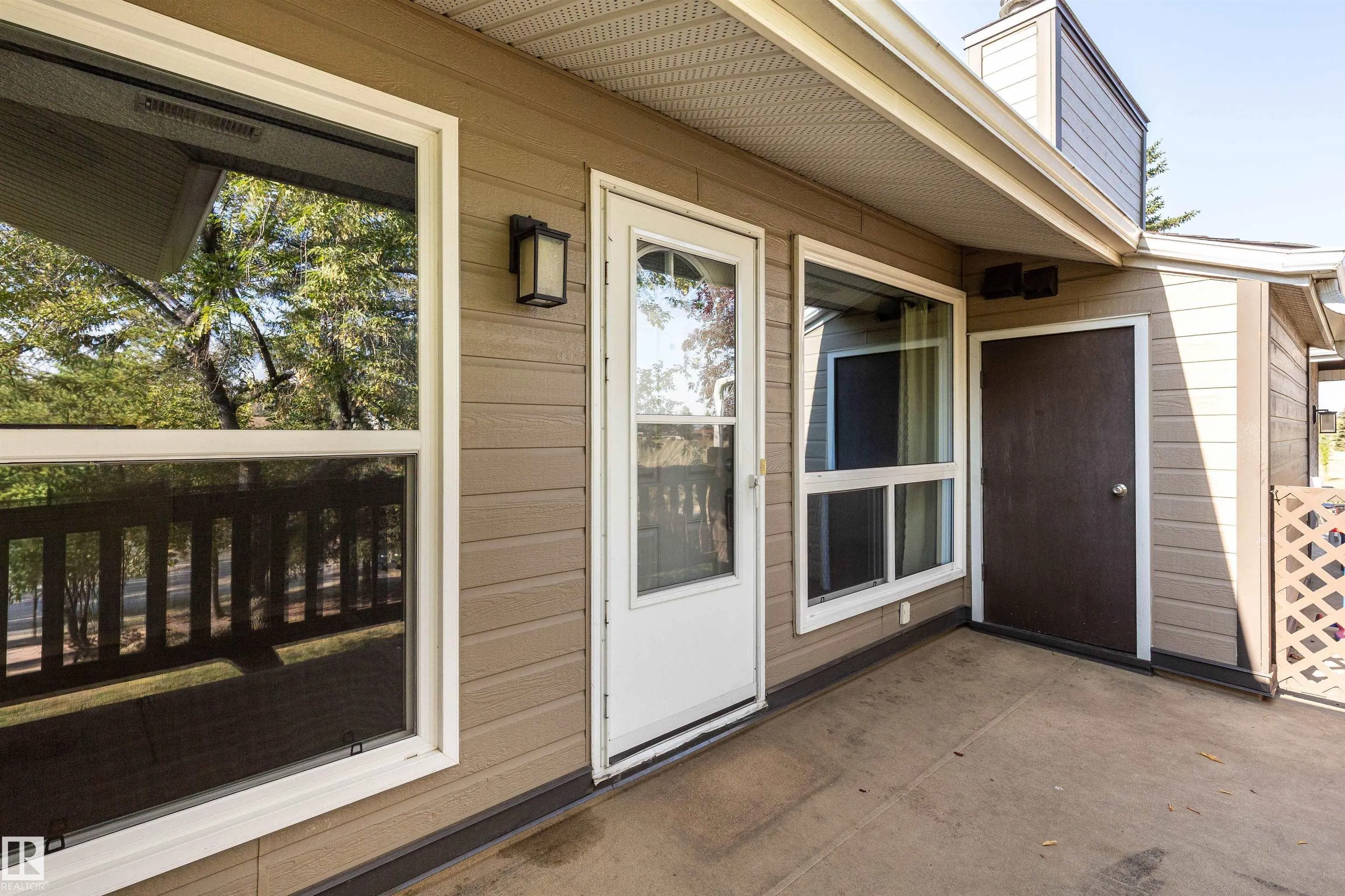 1112 SADDLEBACK Road