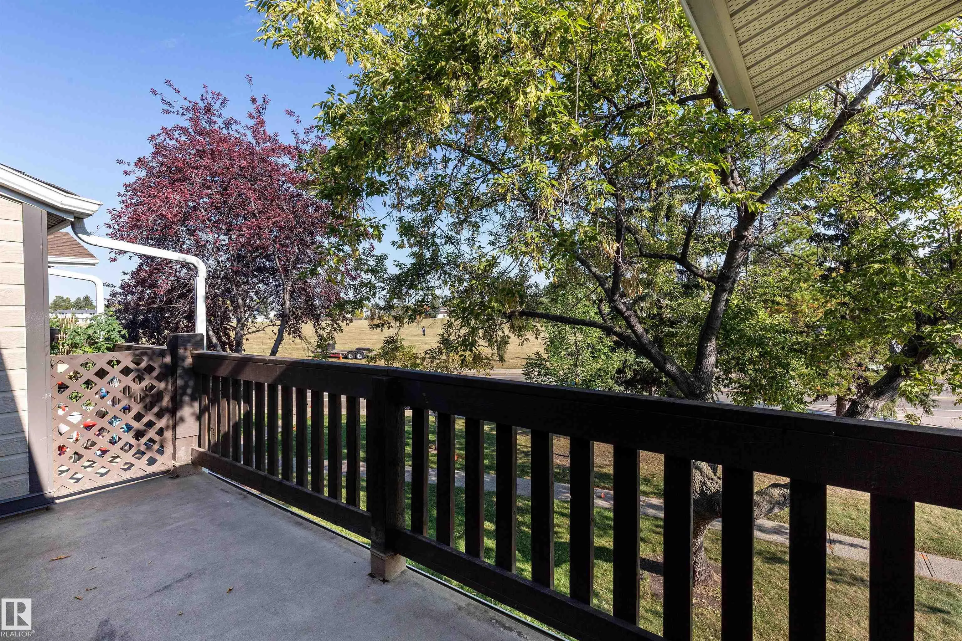 1112 SADDLEBACK Road