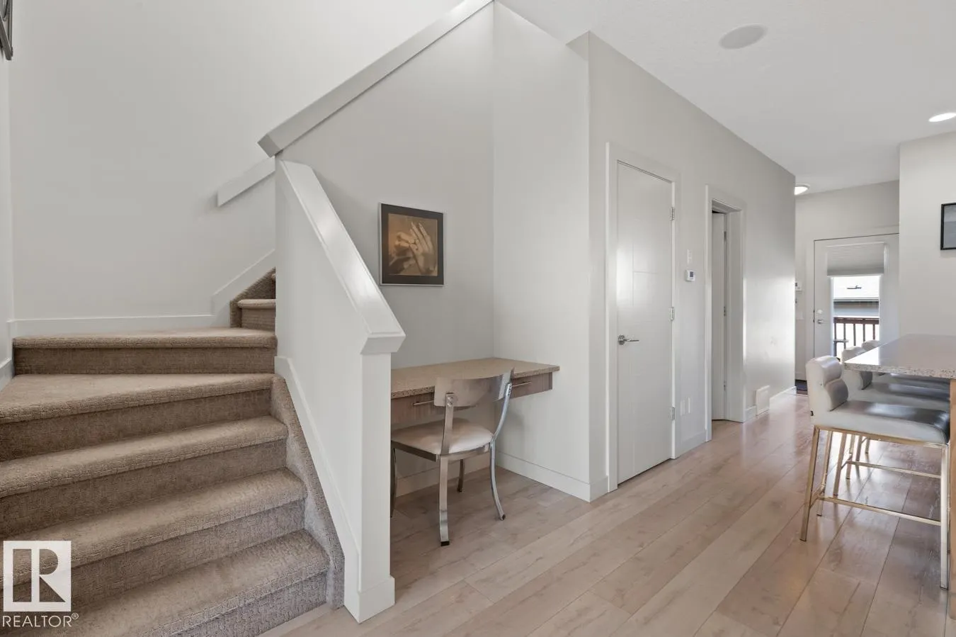 3 KENTON Way
