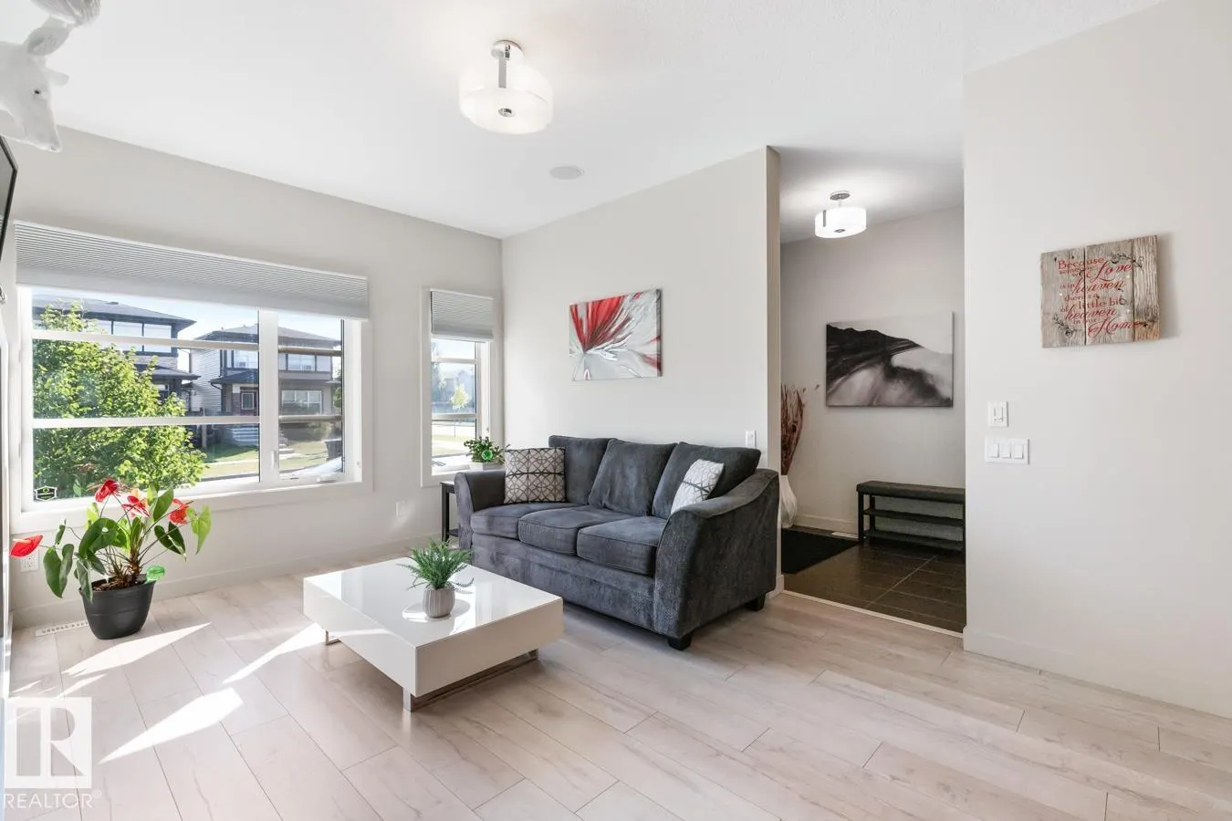 3 KENTON Way
