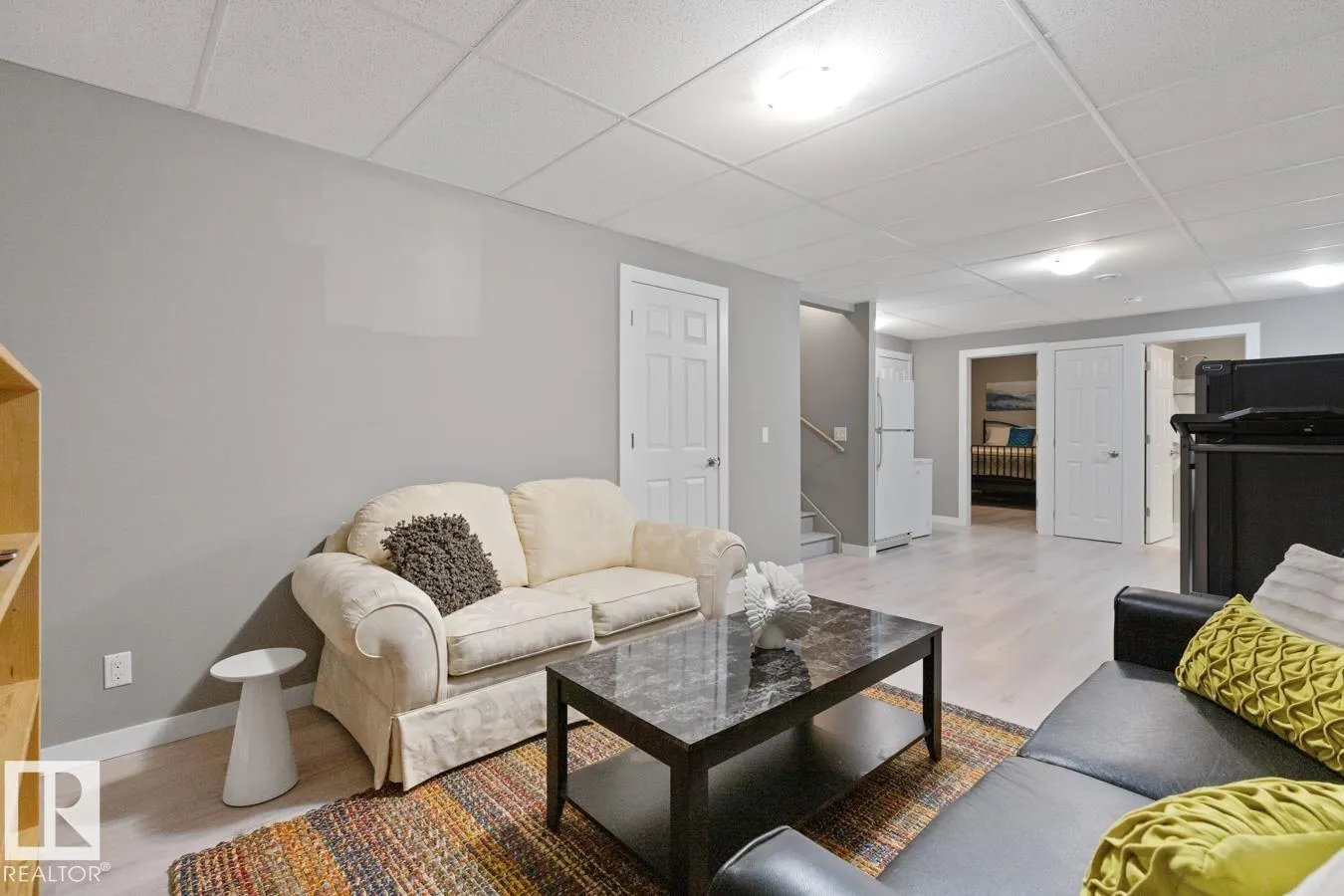 3 KENTON Way