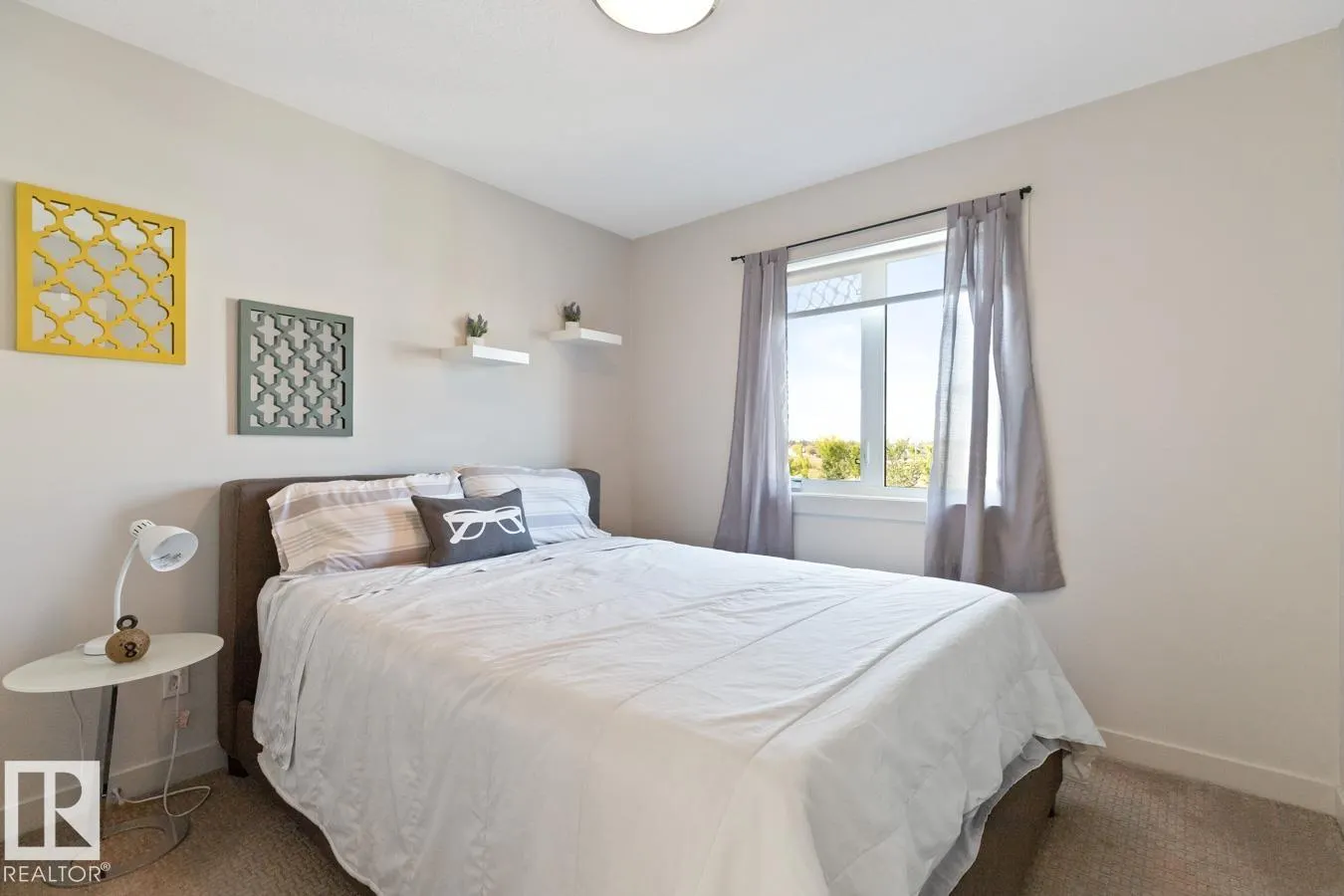 3 KENTON Way