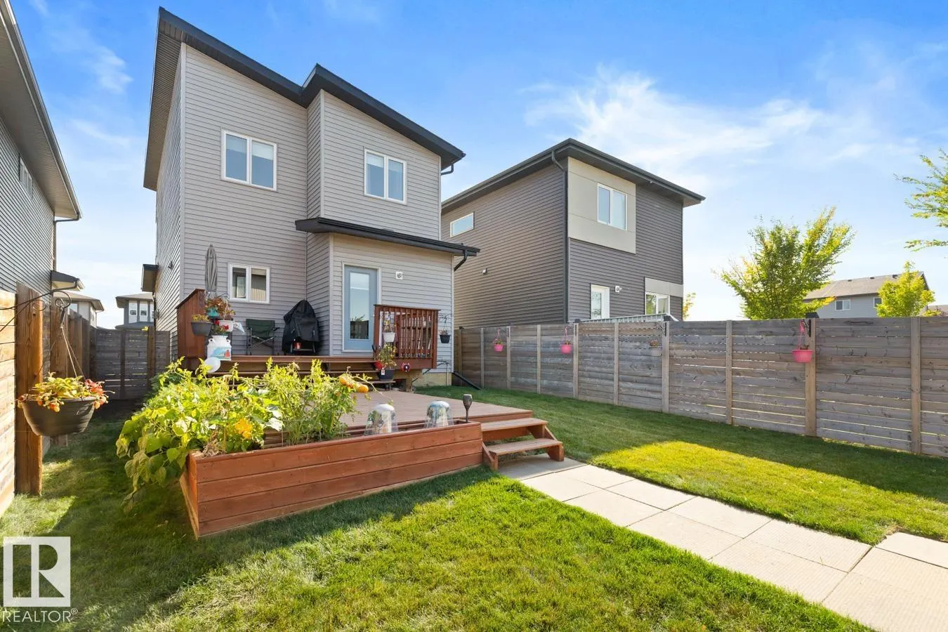 3 KENTON Way