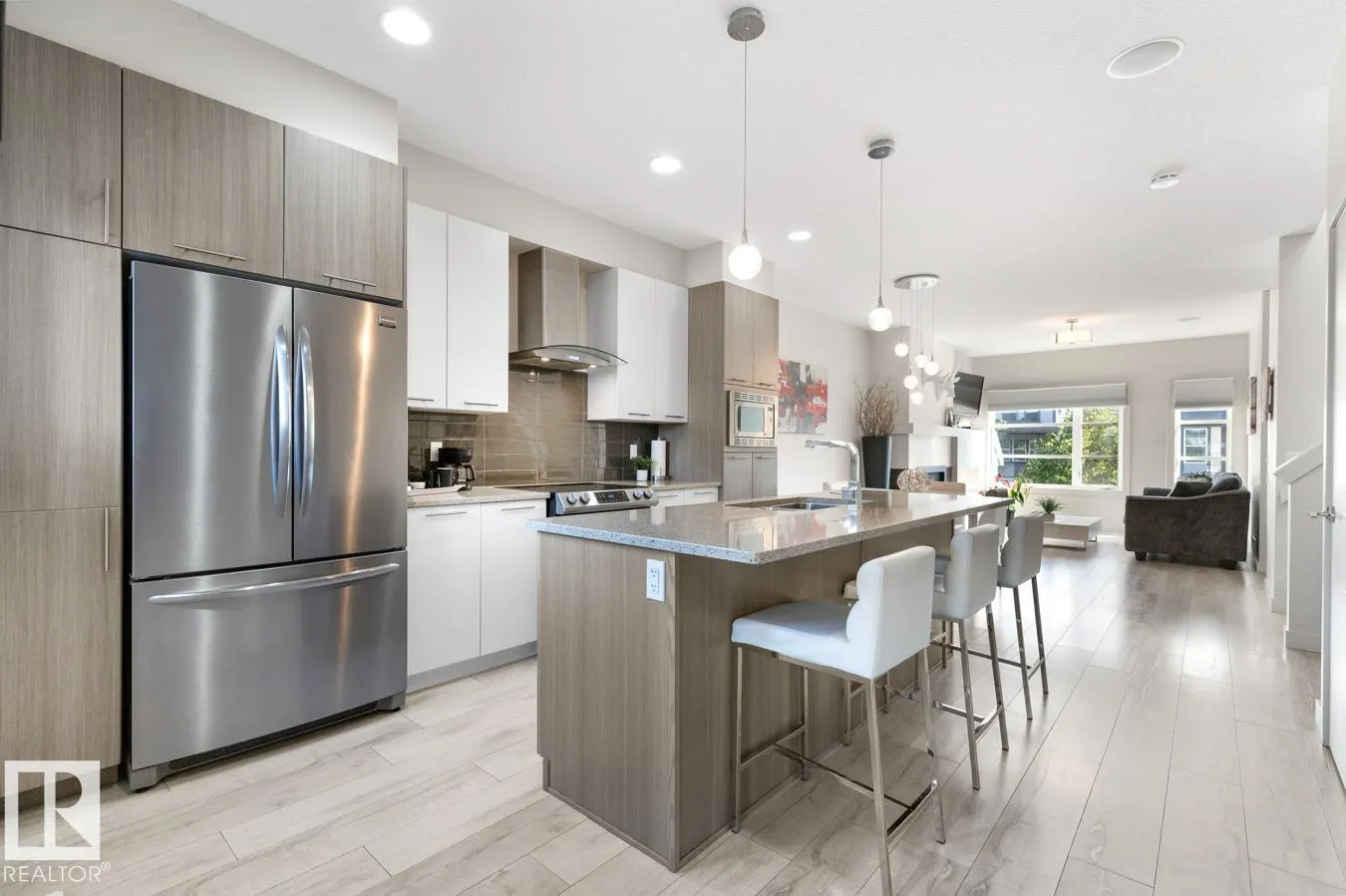 3 KENTON Way
