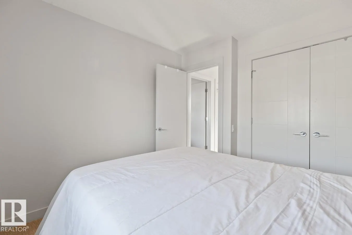 3 KENTON Way
