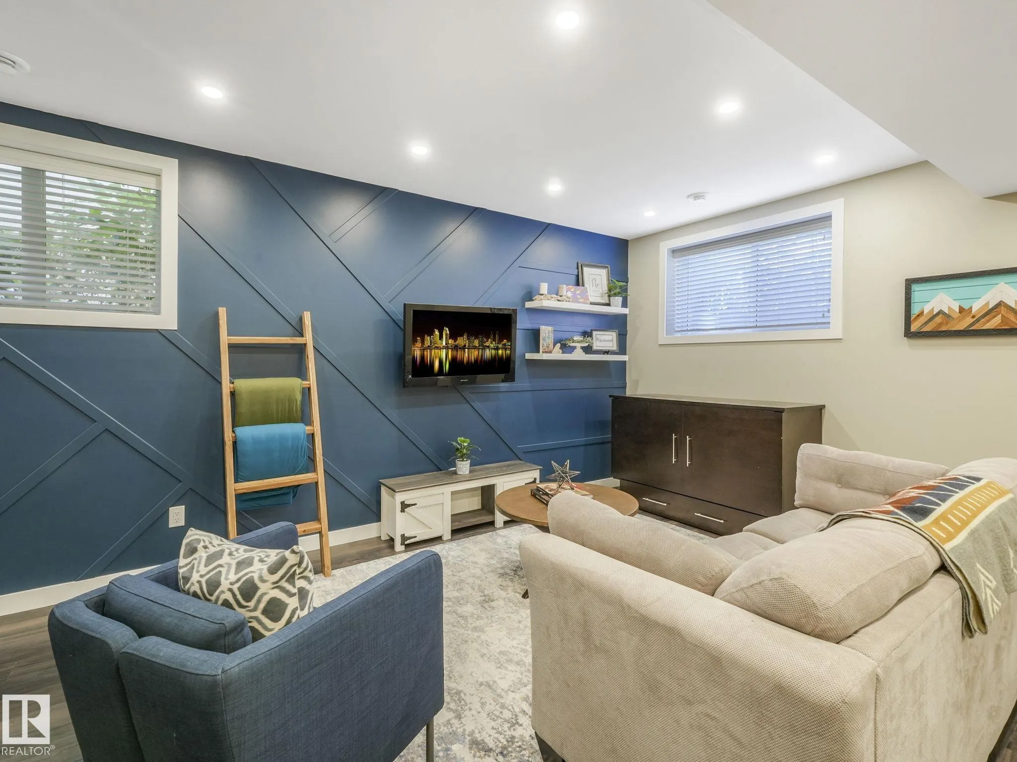 1012 EAST BEND Bend