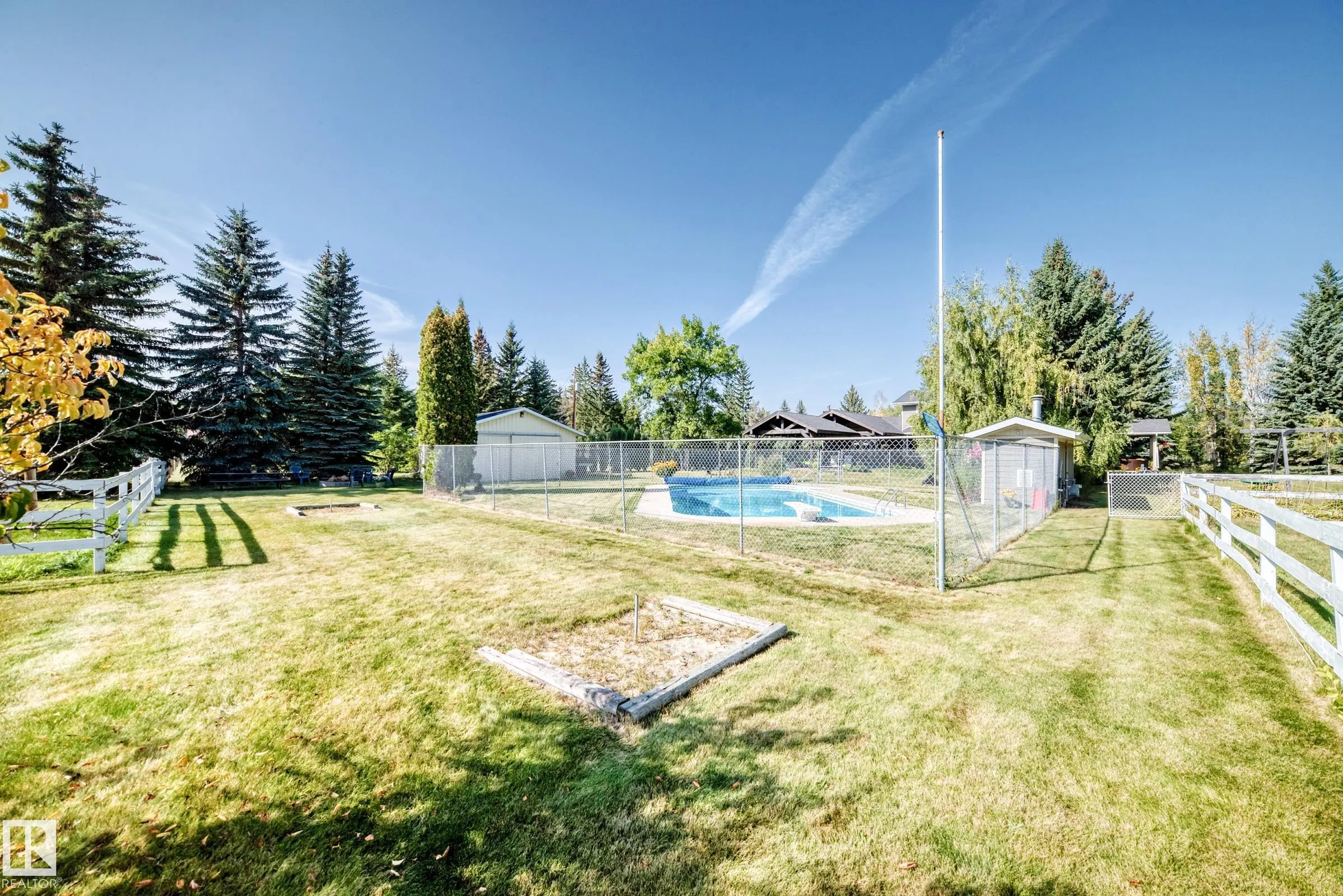 51514 RGE ROAD 261