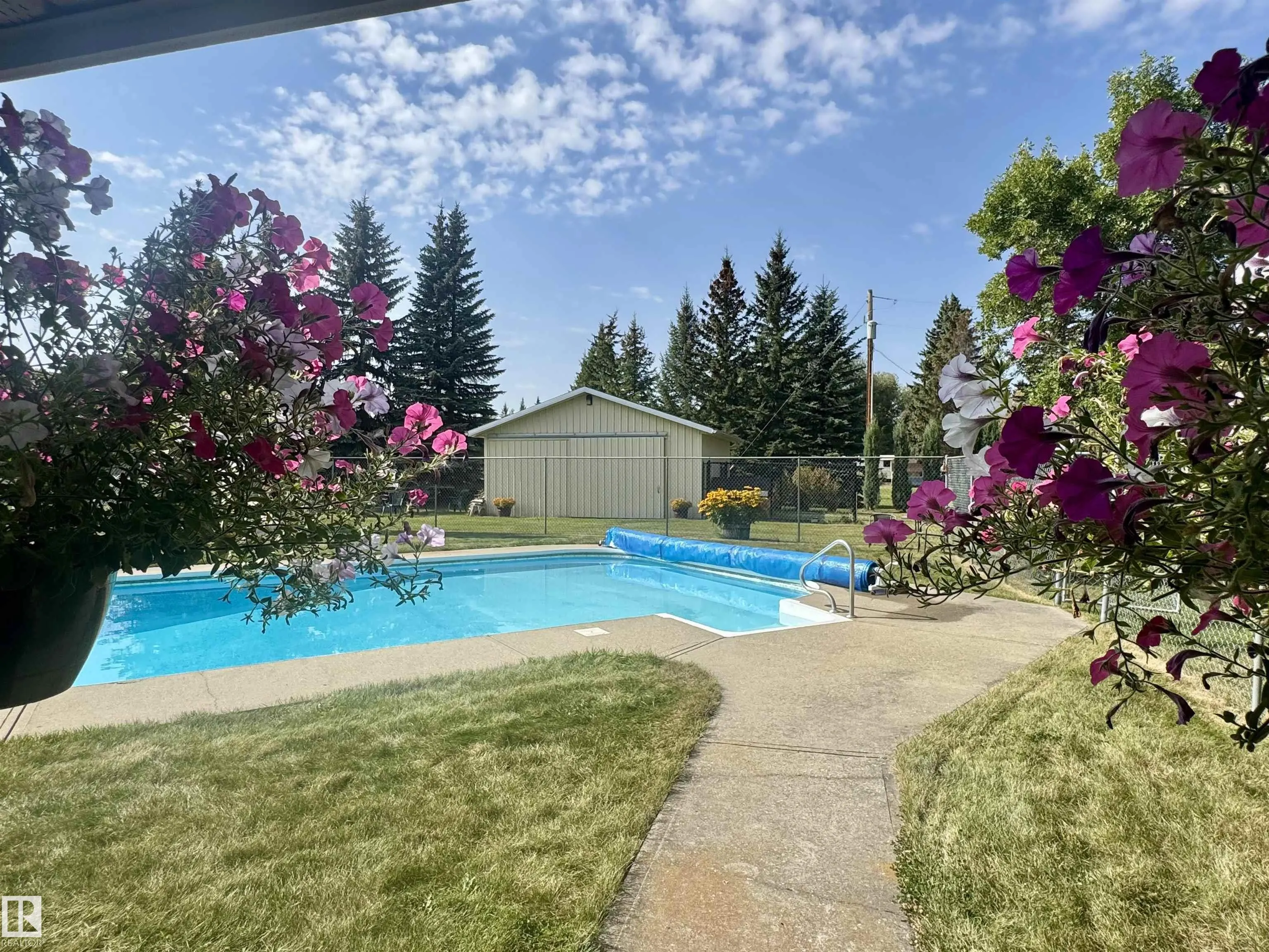51514 RGE ROAD 261