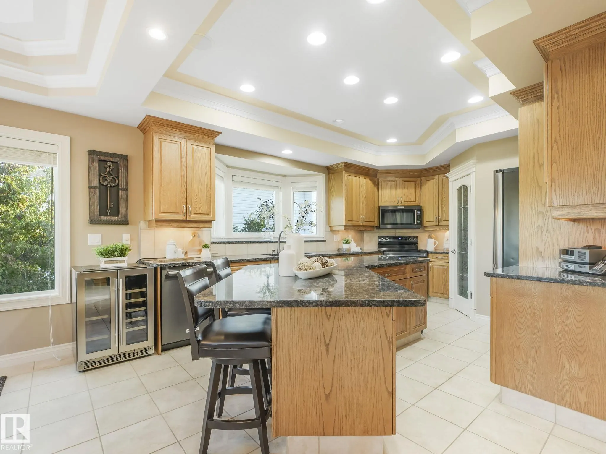 81 PROMENADE Boulevard