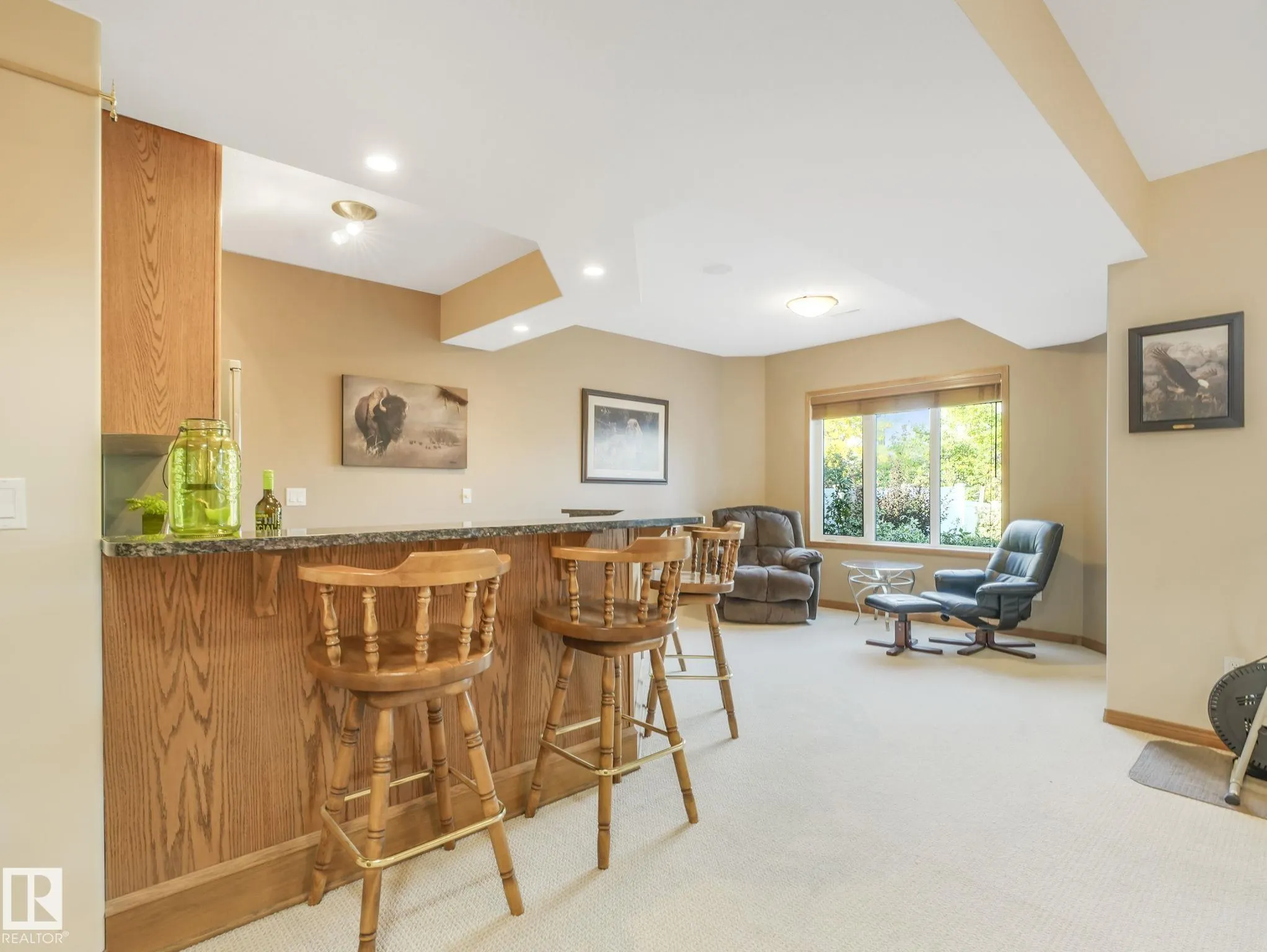 81 PROMENADE Boulevard