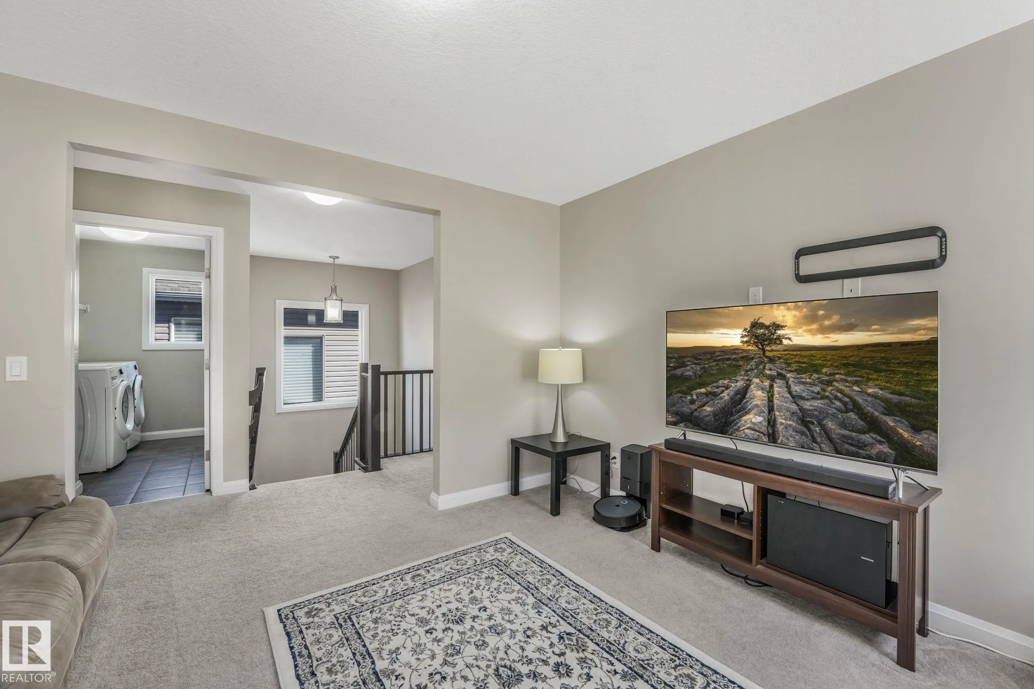 1298 SECORD LANDING Landing