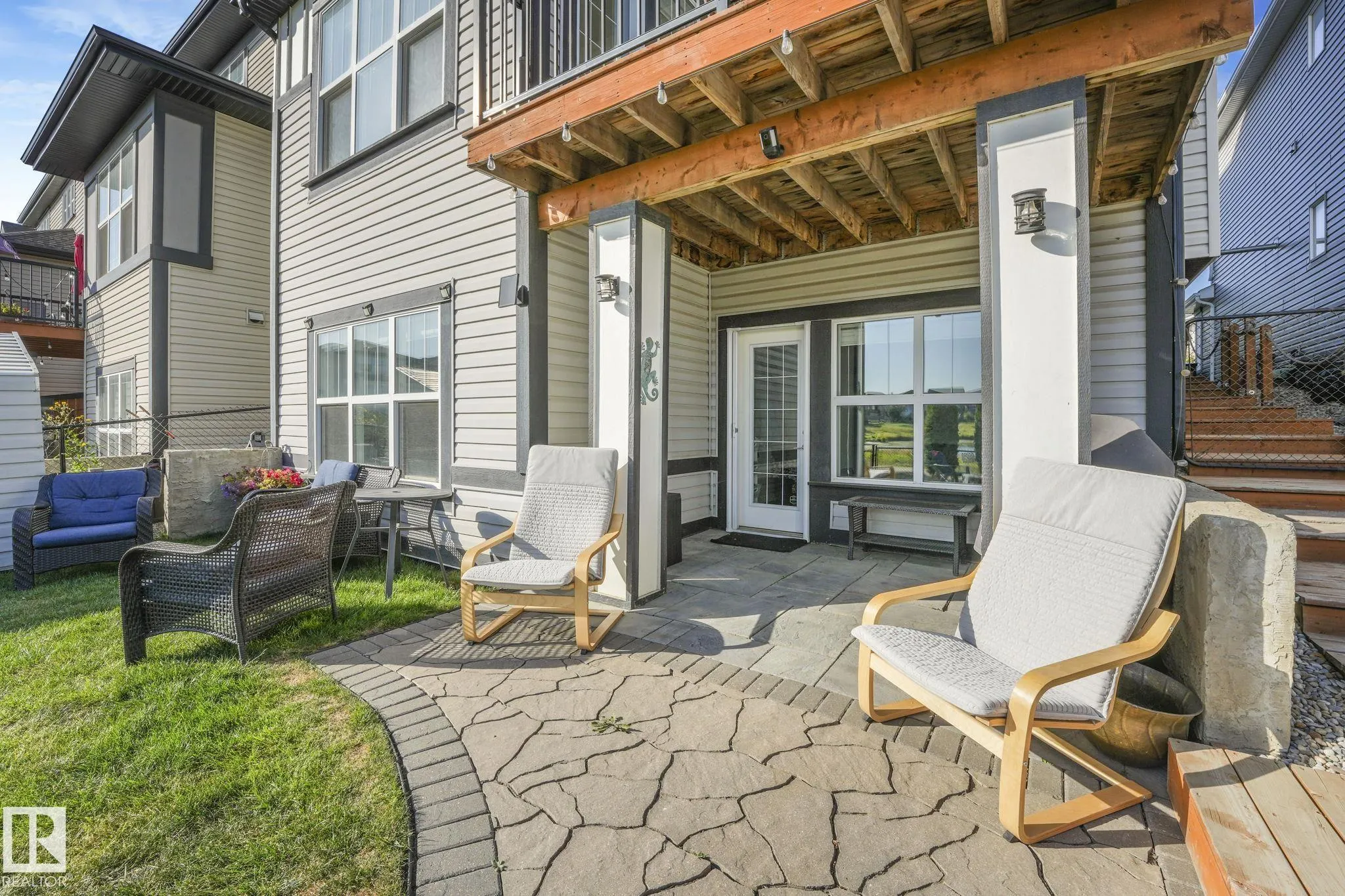 1298 SECORD LANDING Landing