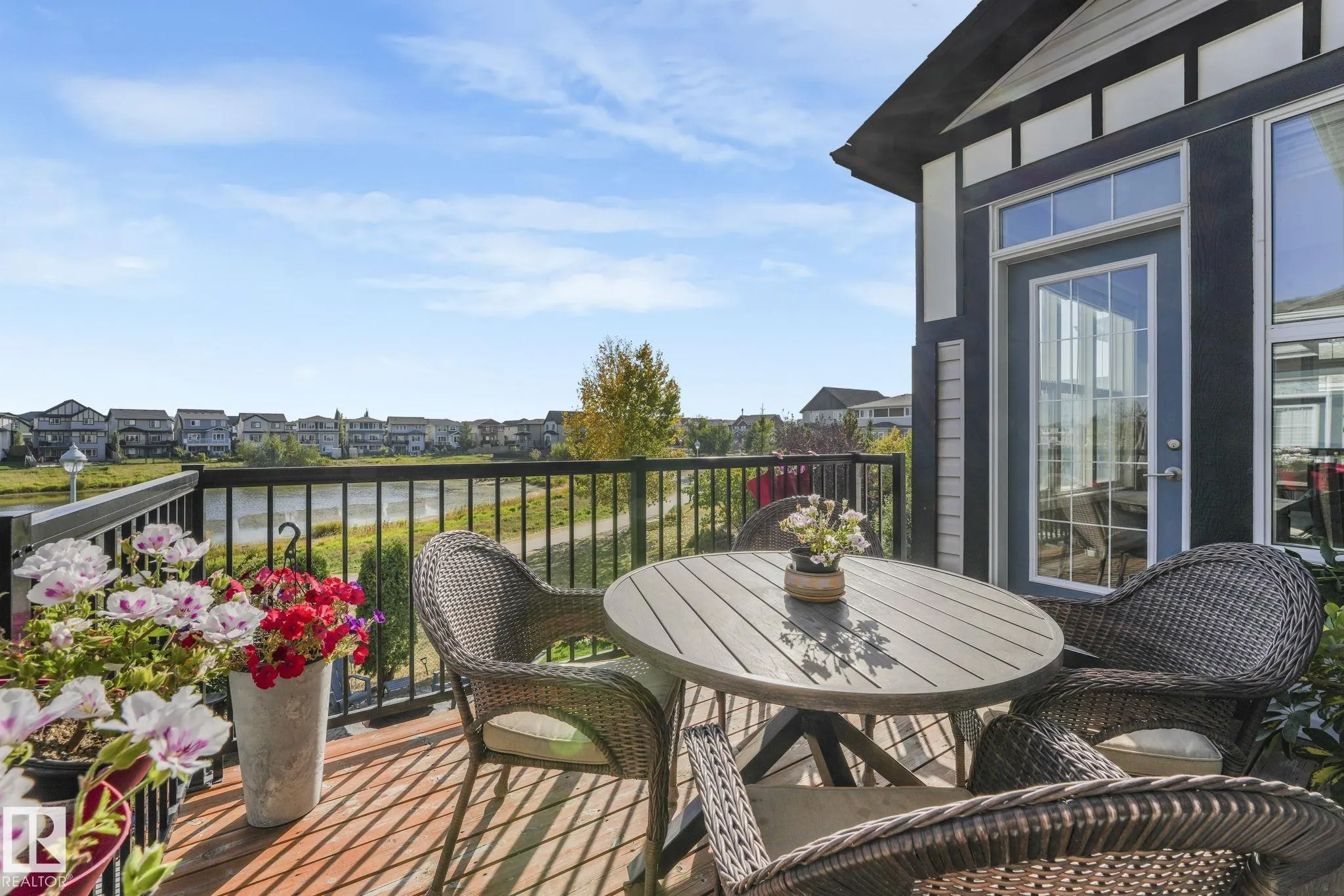 1298 SECORD LANDING Landing