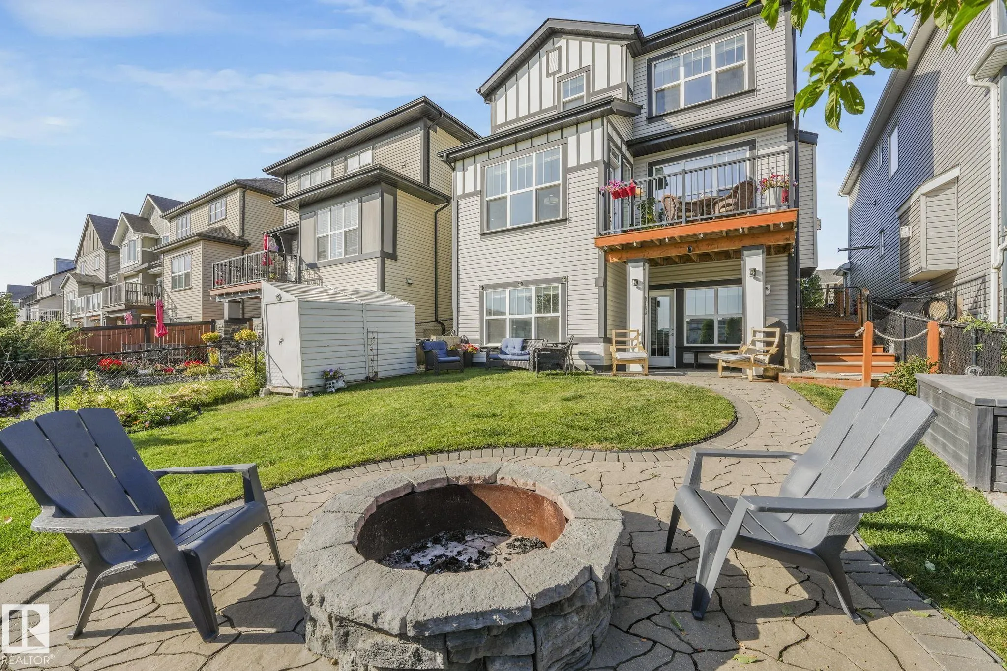 1298 SECORD LANDING Landing