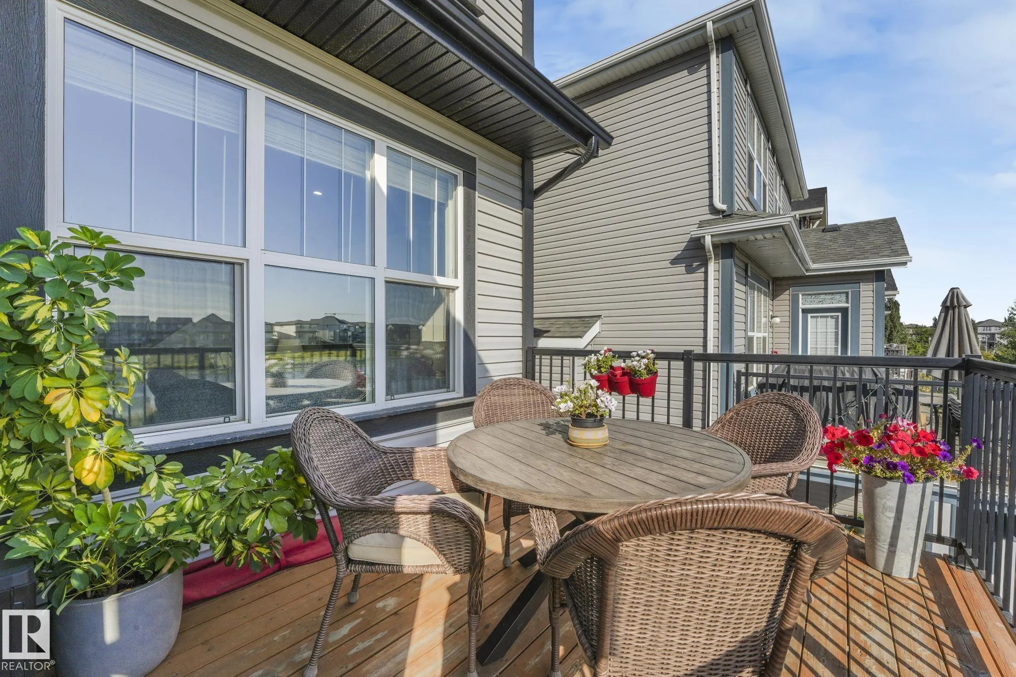 1298 SECORD LANDING Landing