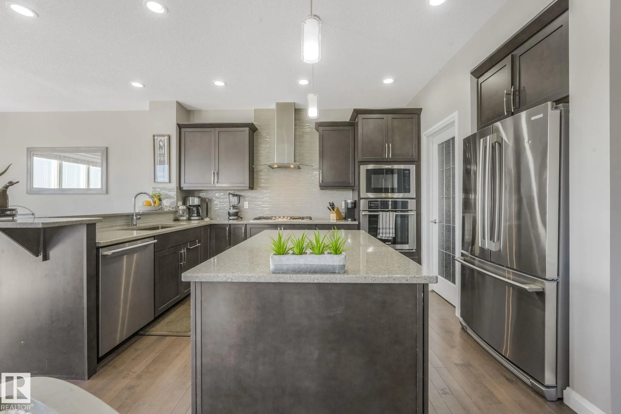 1298 SECORD LANDING Landing