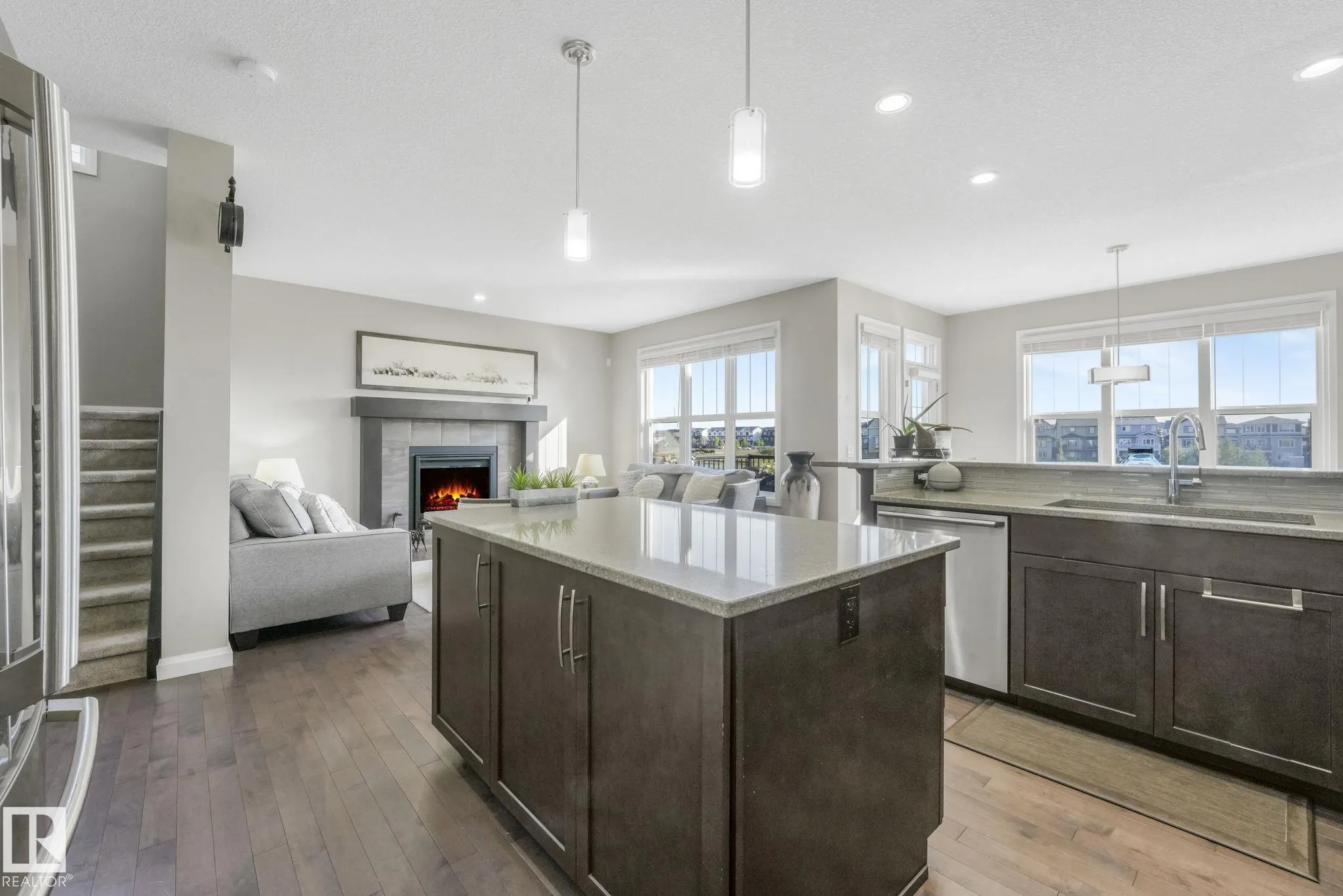 1298 SECORD LANDING Landing