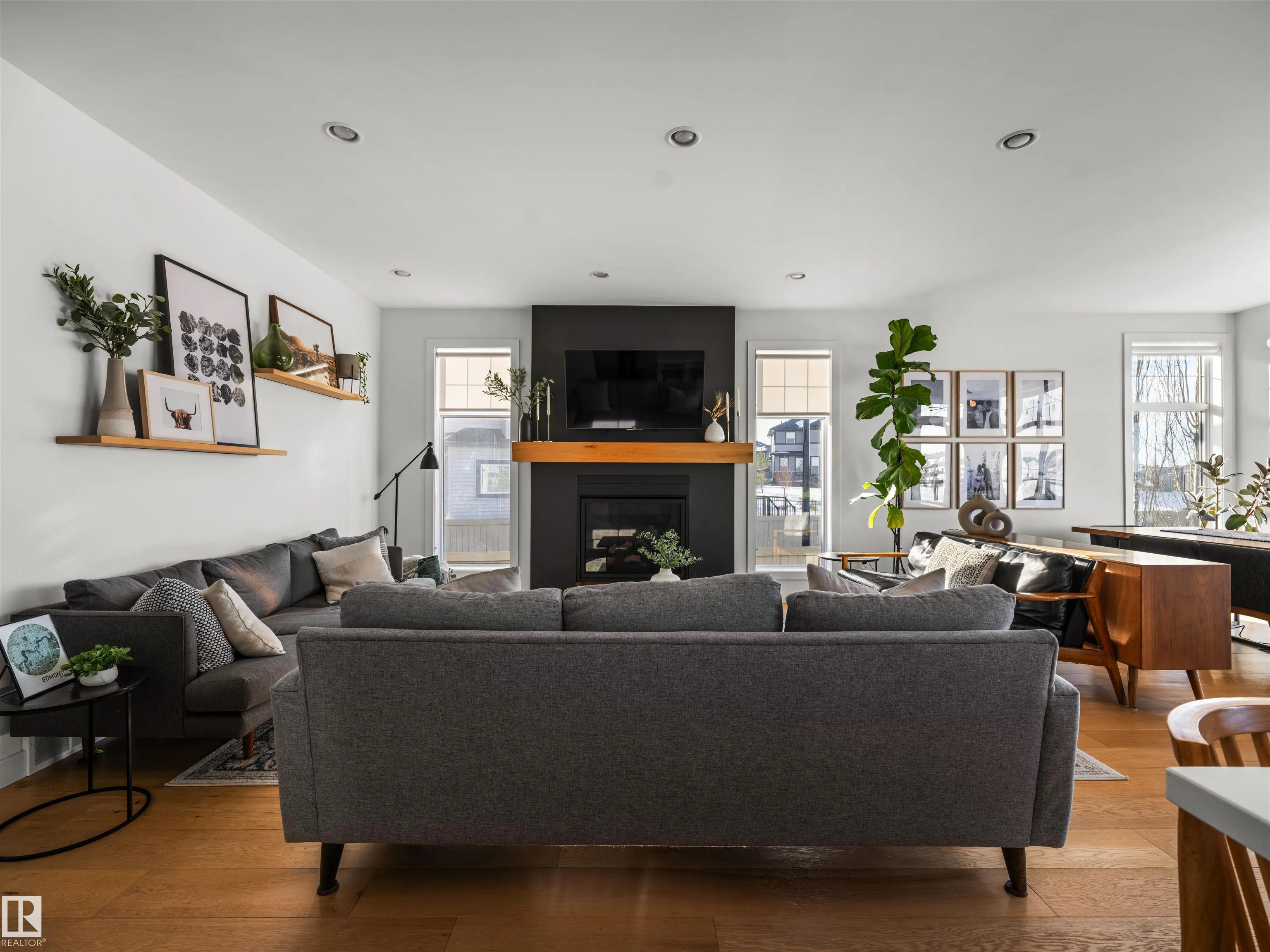2366 CASSIDY Way