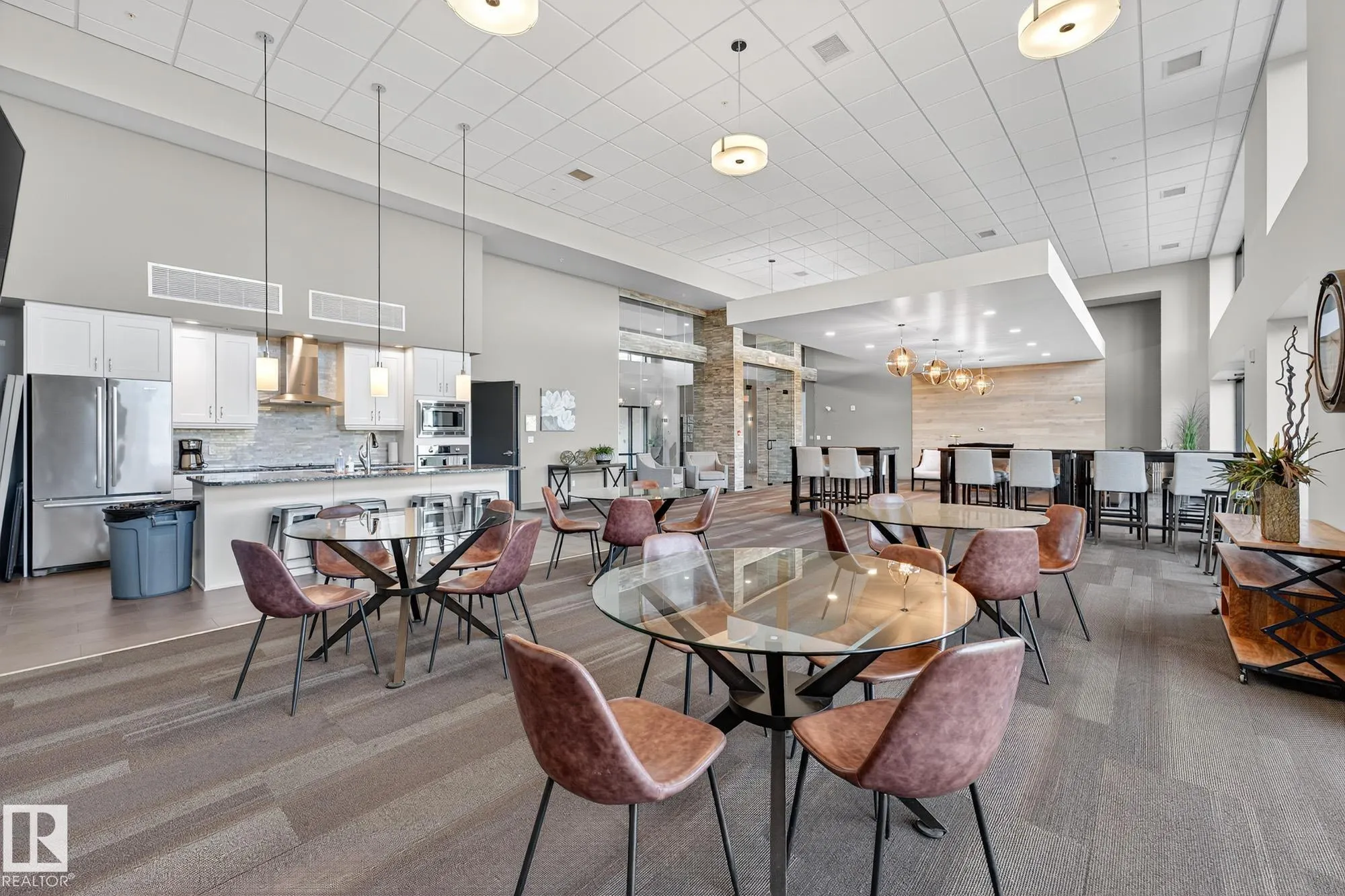 200 BELLEROSE Drive