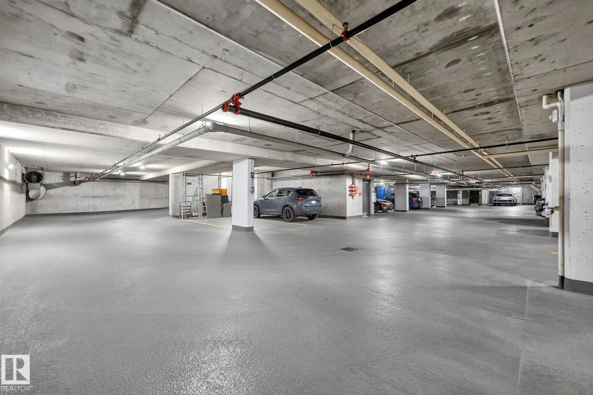 200 BELLEROSE Drive