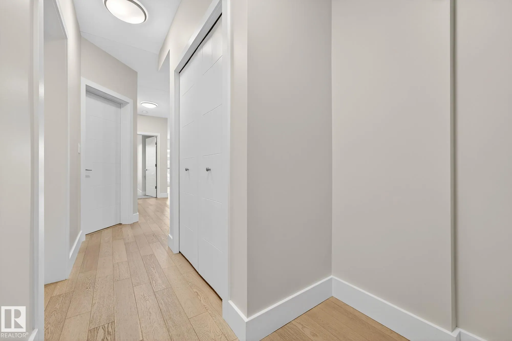 200 BELLEROSE Drive