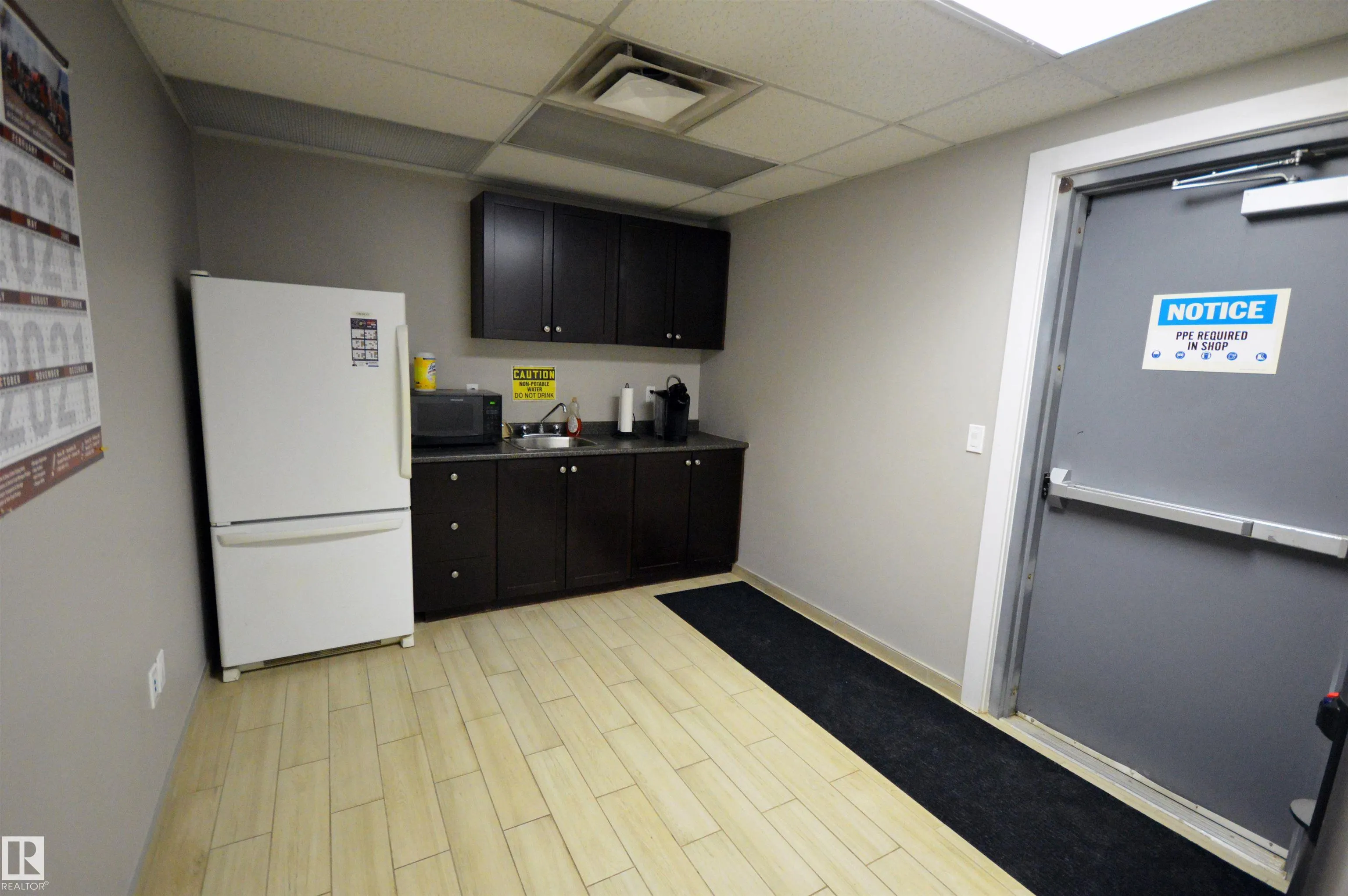 5A 45521 Hwy 660