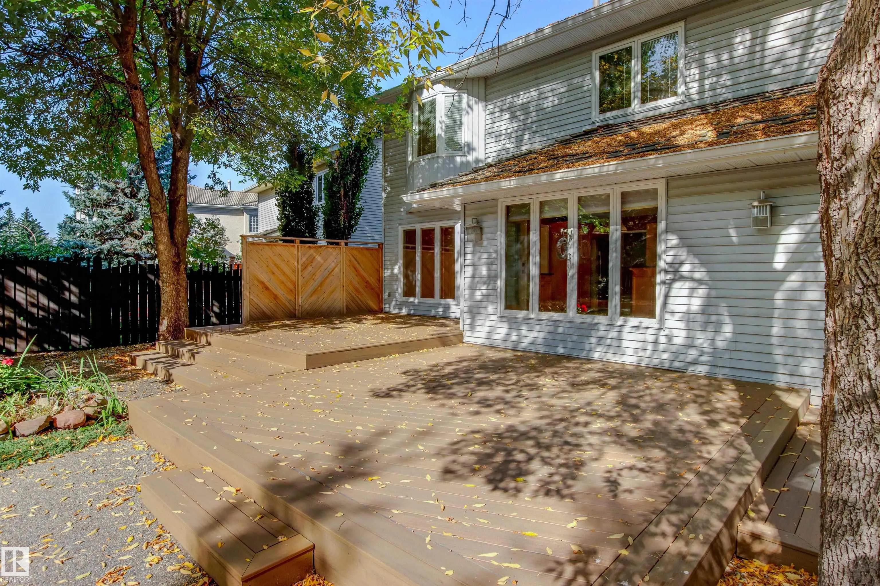 453 ROONEY Crescent