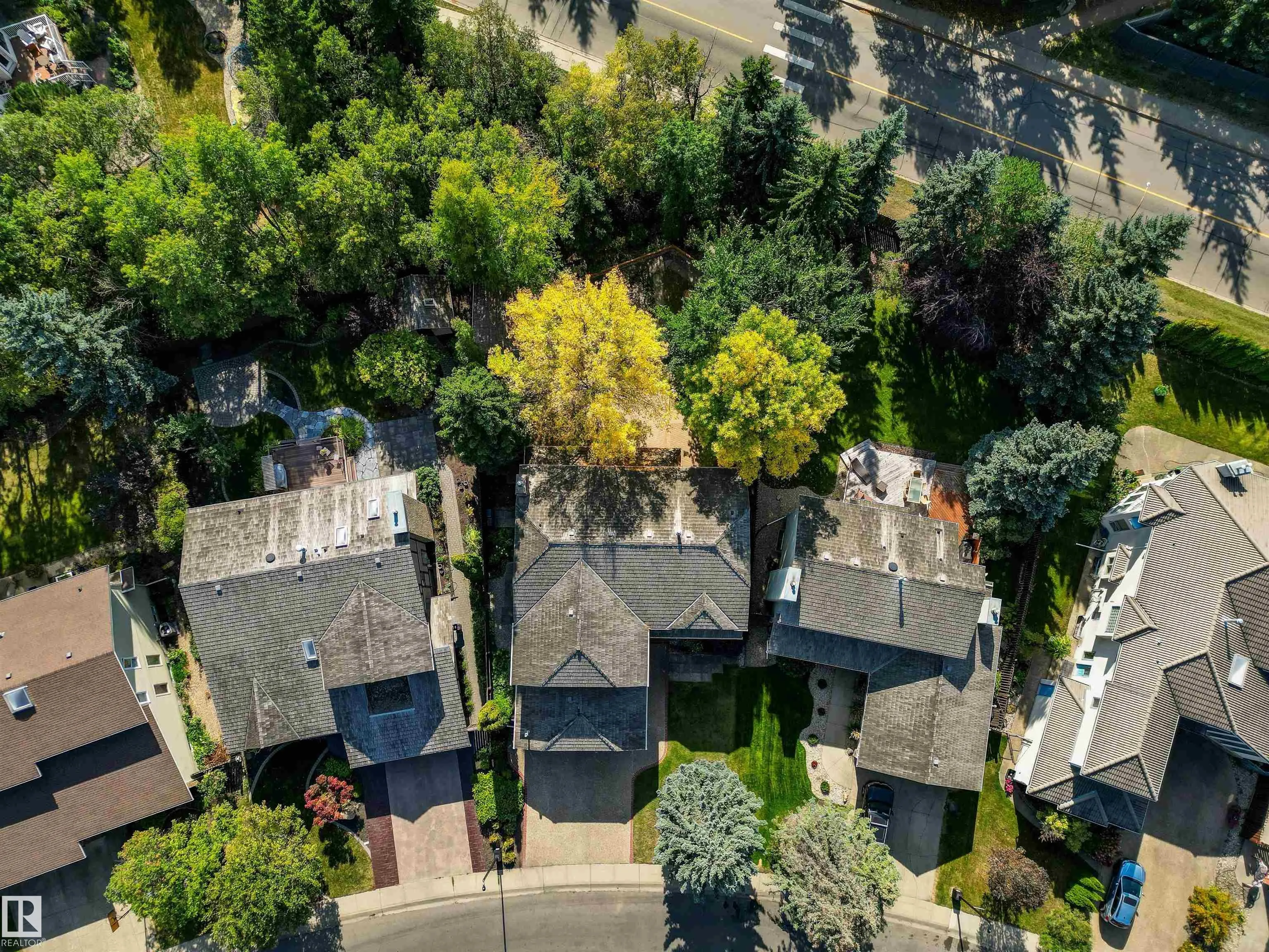 453 ROONEY Crescent