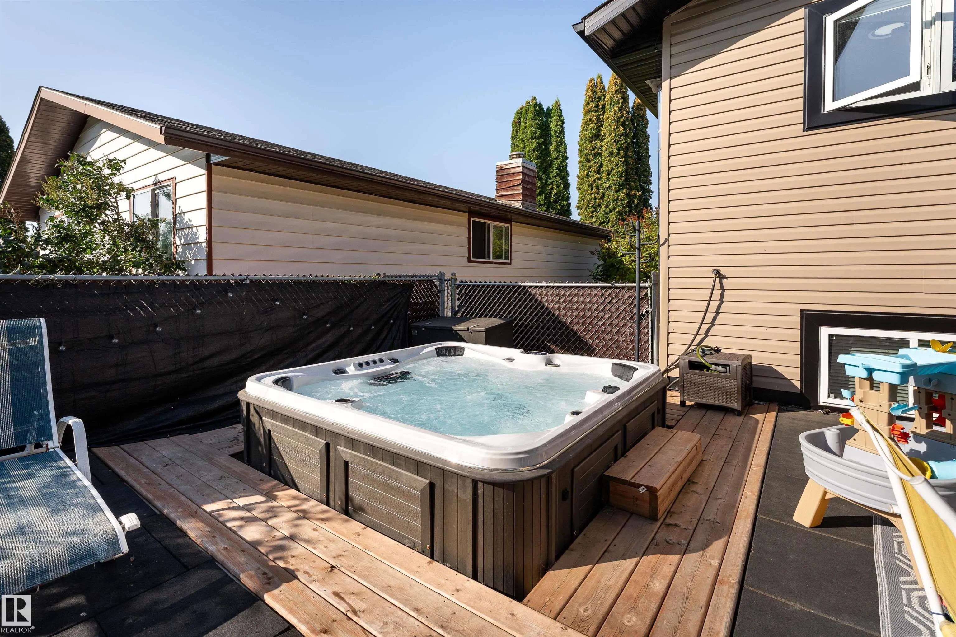 44 Mcnabb Crescent